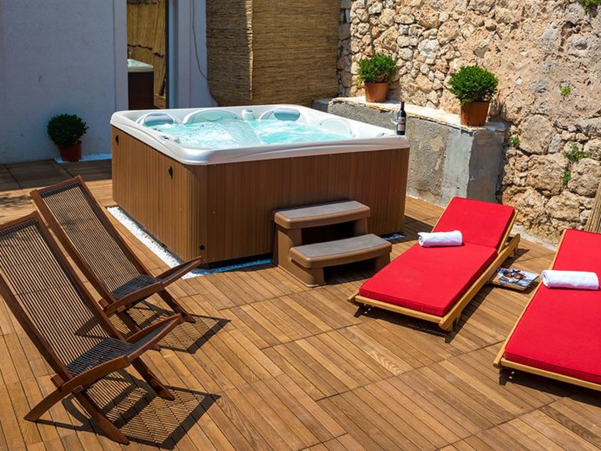 Nette Ferienwohnung in Pile mit Terrasse und Garten-Binnen