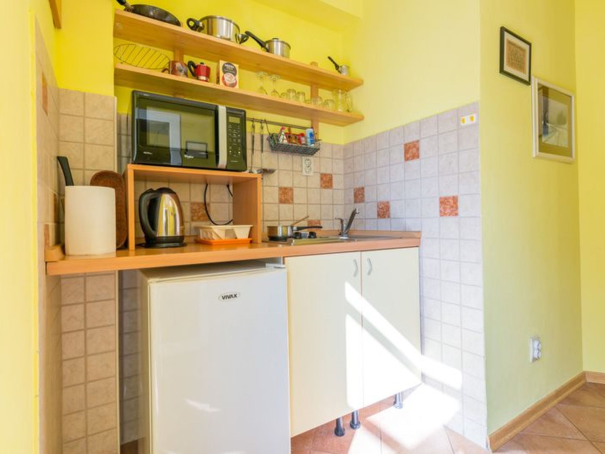 Nette Ferienwohnung in Pile mit Terrasse und Garten-Image-tags.info