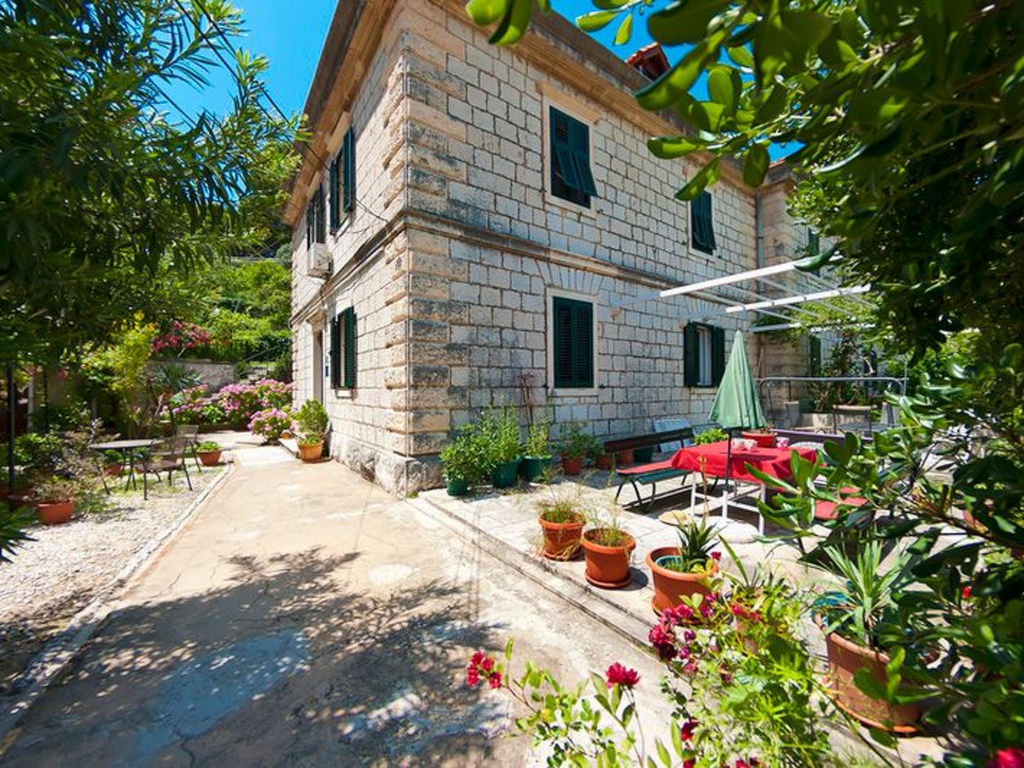 Wohnung im Herzen des Parks Gradac neben der OldTown