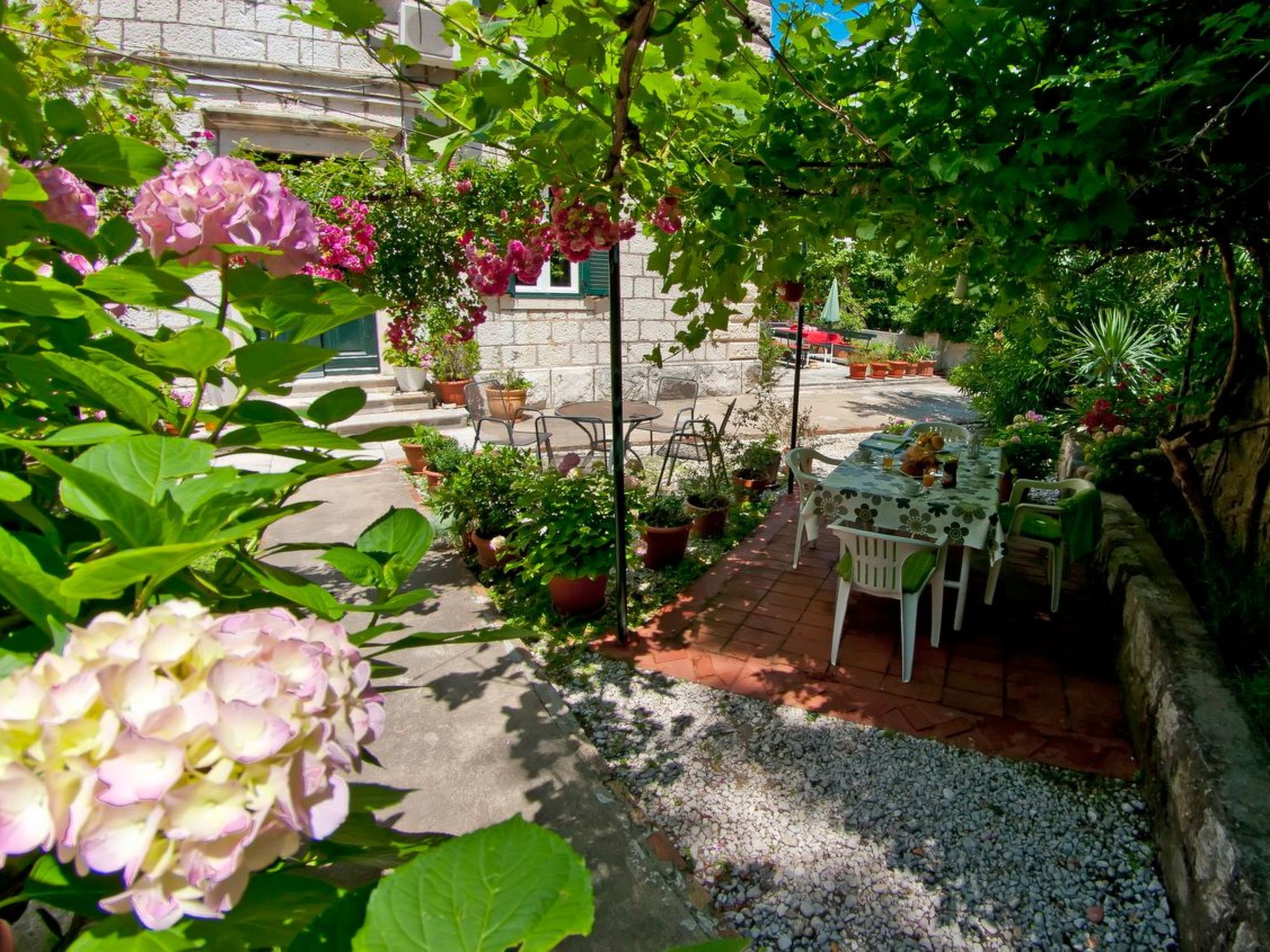 Wohnung im Herzen des Parks Gradac neben der OldTown-Image-tags.info