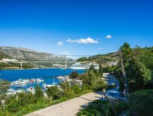 Vrijstaande villa met privézwembad op 20 meter van het strand in Dubrovnik - thumbnail 6