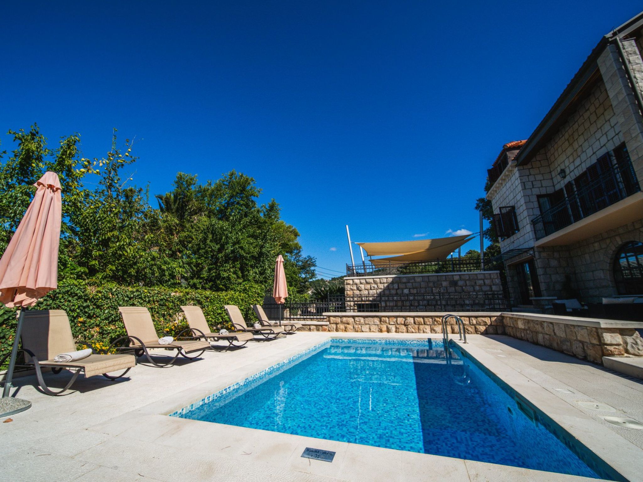 Luxuriöse Villa am Strand in Dubrovnik mit Pool-Inside