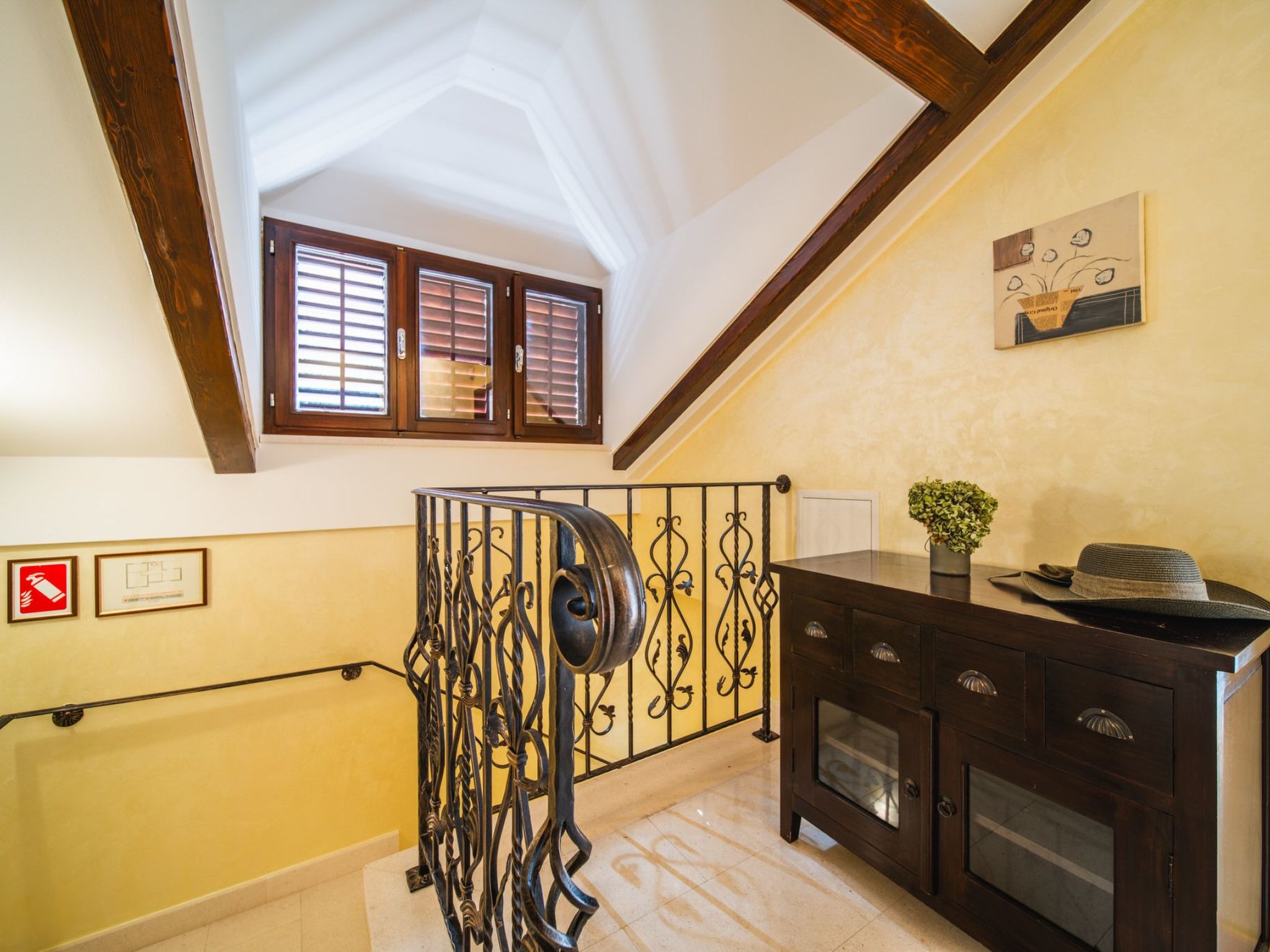 Luxuriöse Villa am Strand in Dubrovnik mit Pool-Inside