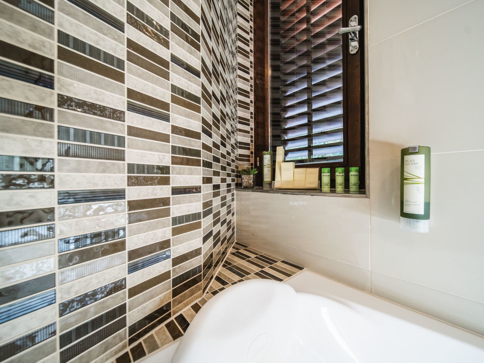 Luxuriöse Villa am Strand in Dubrovnik mit Pool-Inside