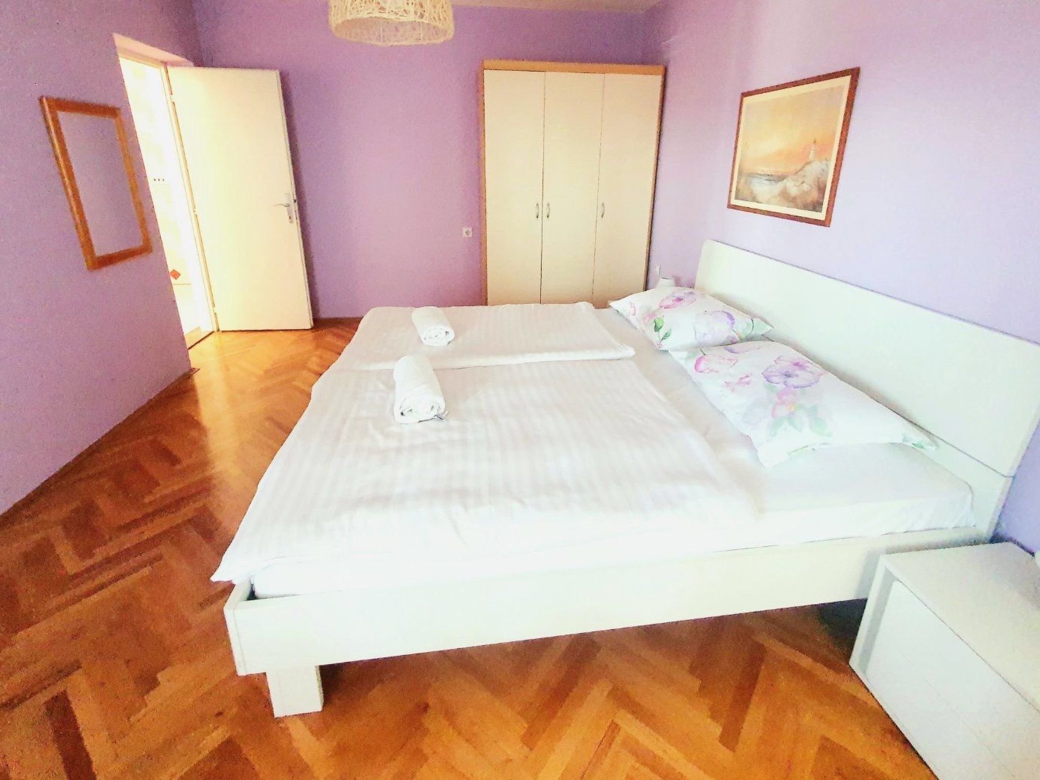 Villa mit Blick auf das Wasser-Binnen