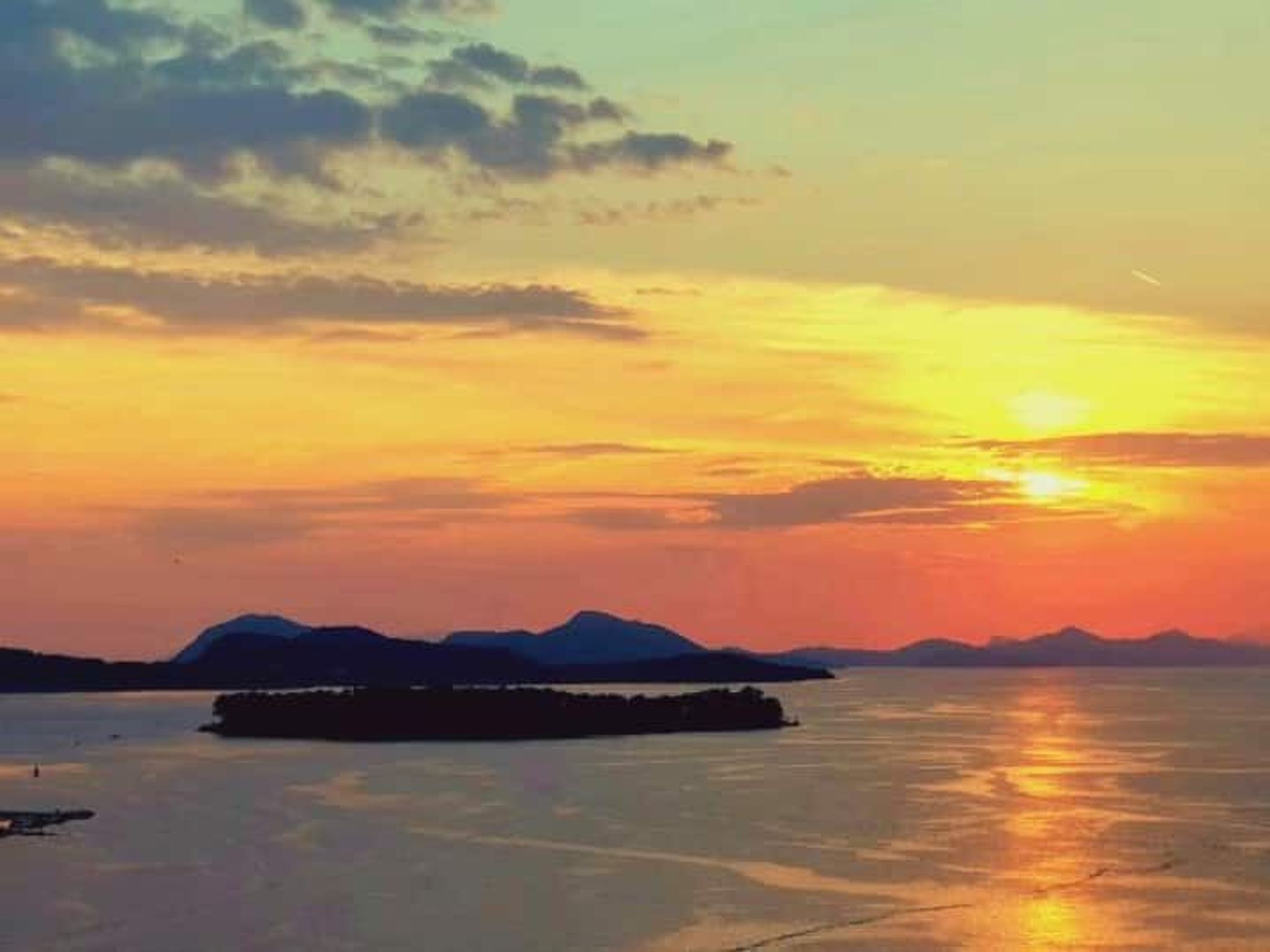Villa mit Blick auf das Wasser-Buiten