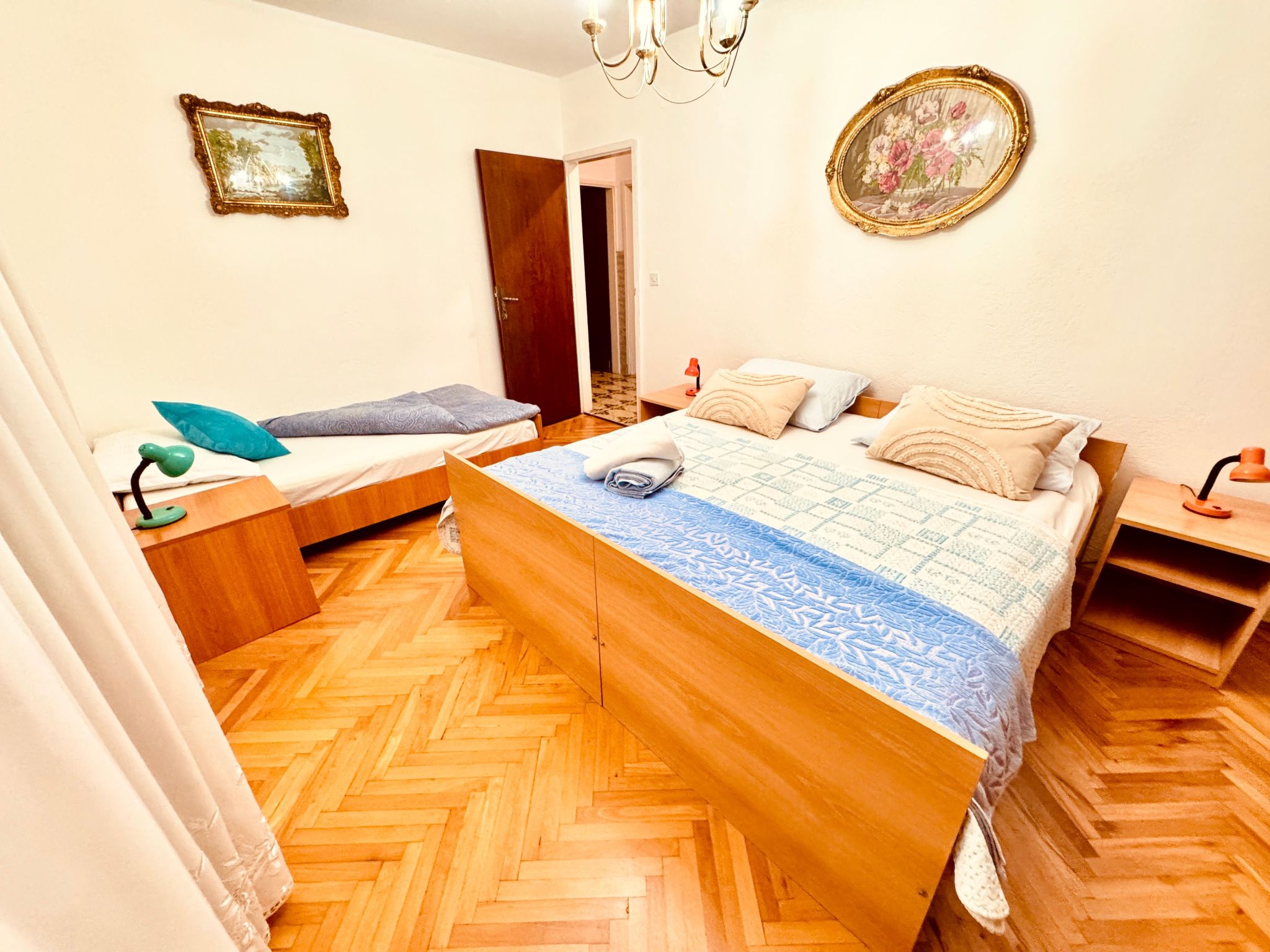 Villa mit Blick auf das Wasser-Binnen