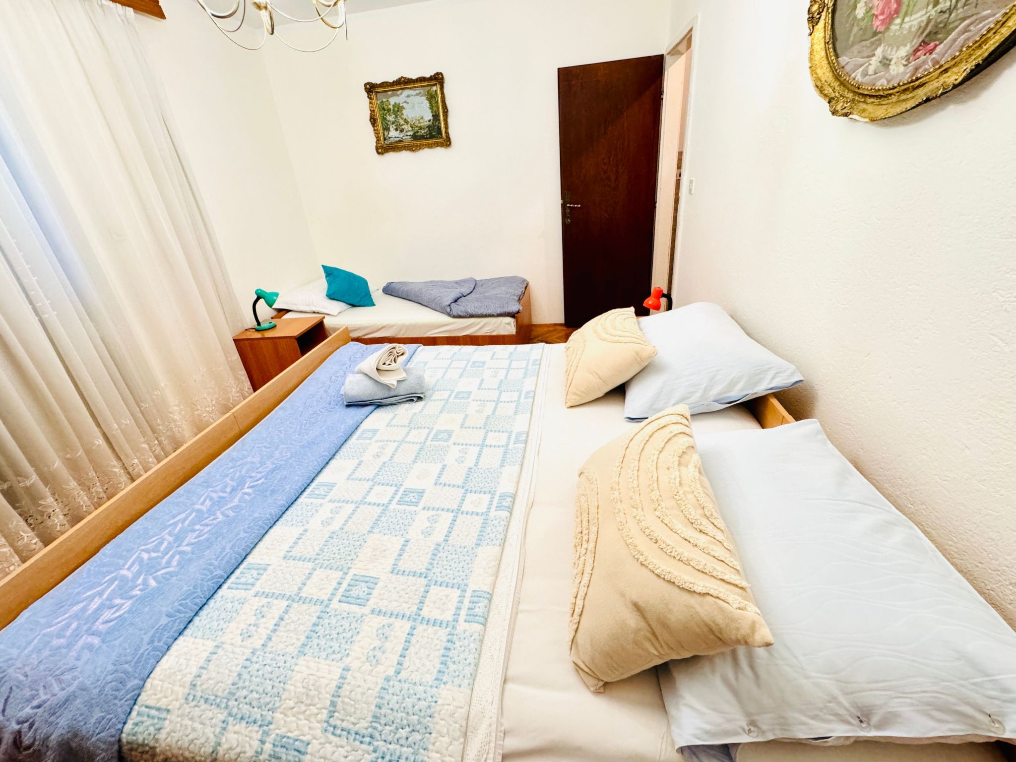 Villa mit Blick auf das Wasser-Binnen