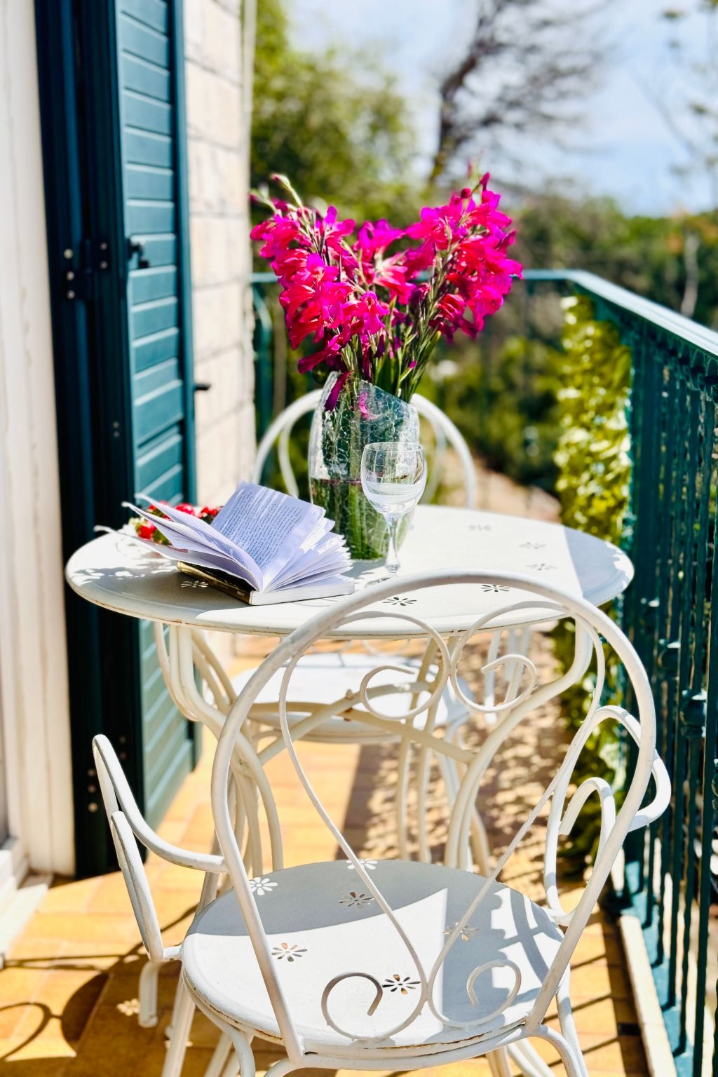 Photo of Villa mit Blick auf das Wasser