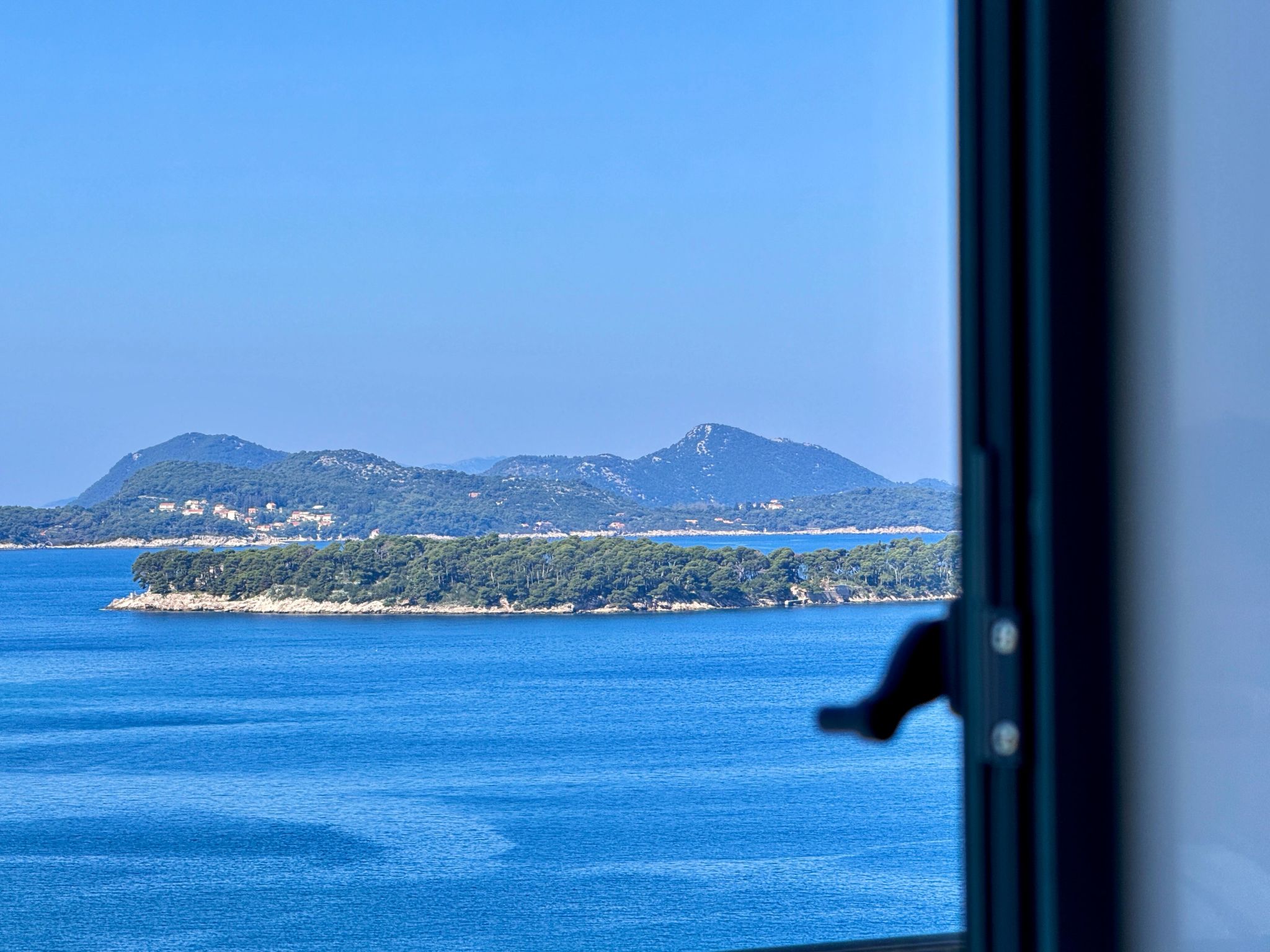 Photo of Villa mit Blick auf das Wasser