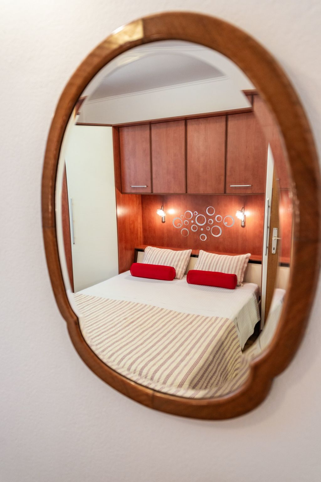 Ivona mit Terrasse und Außendusche-Dedans