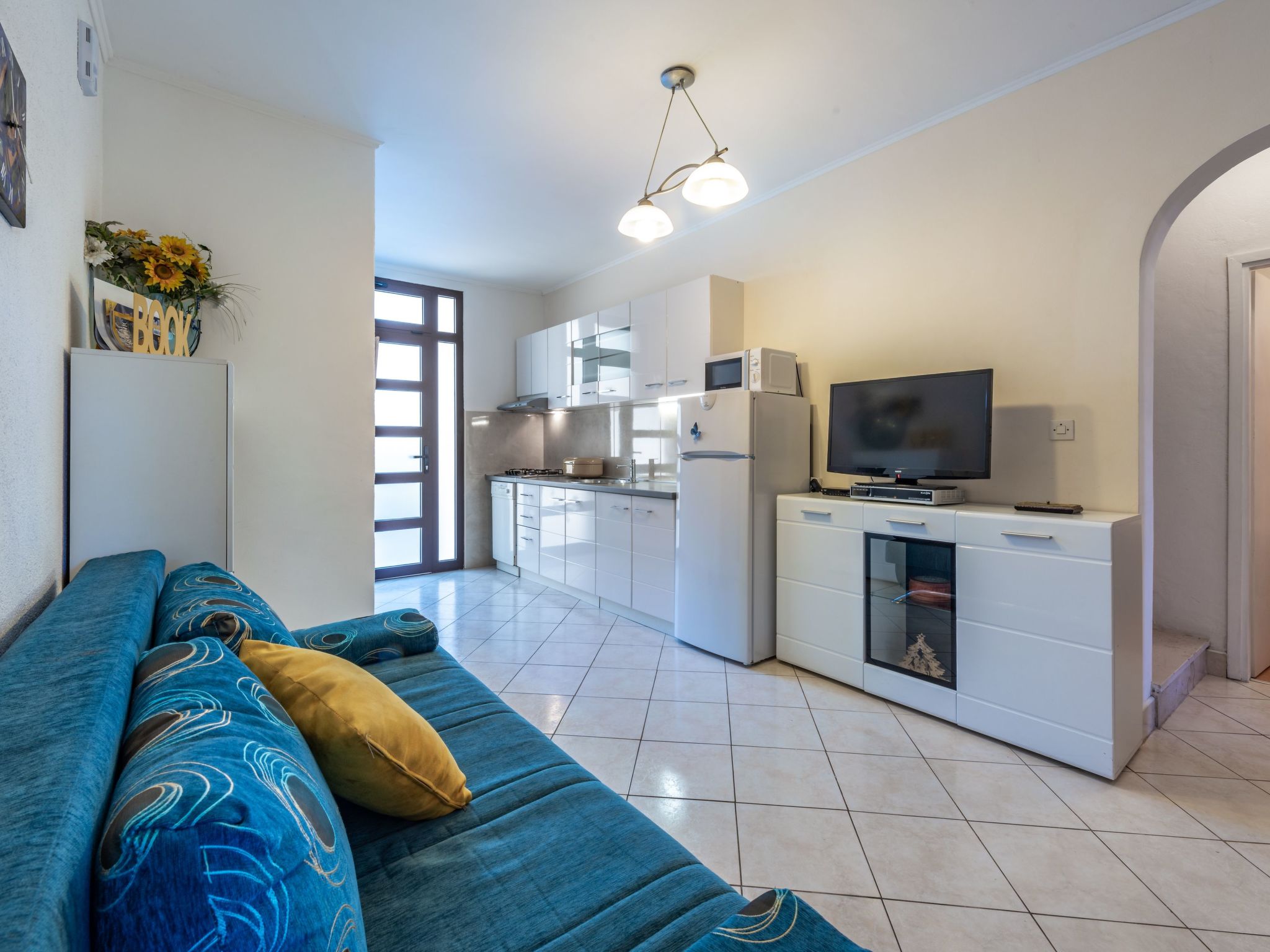 Geräumige Ferienwohnung mit eigener Terrasse-Binnen