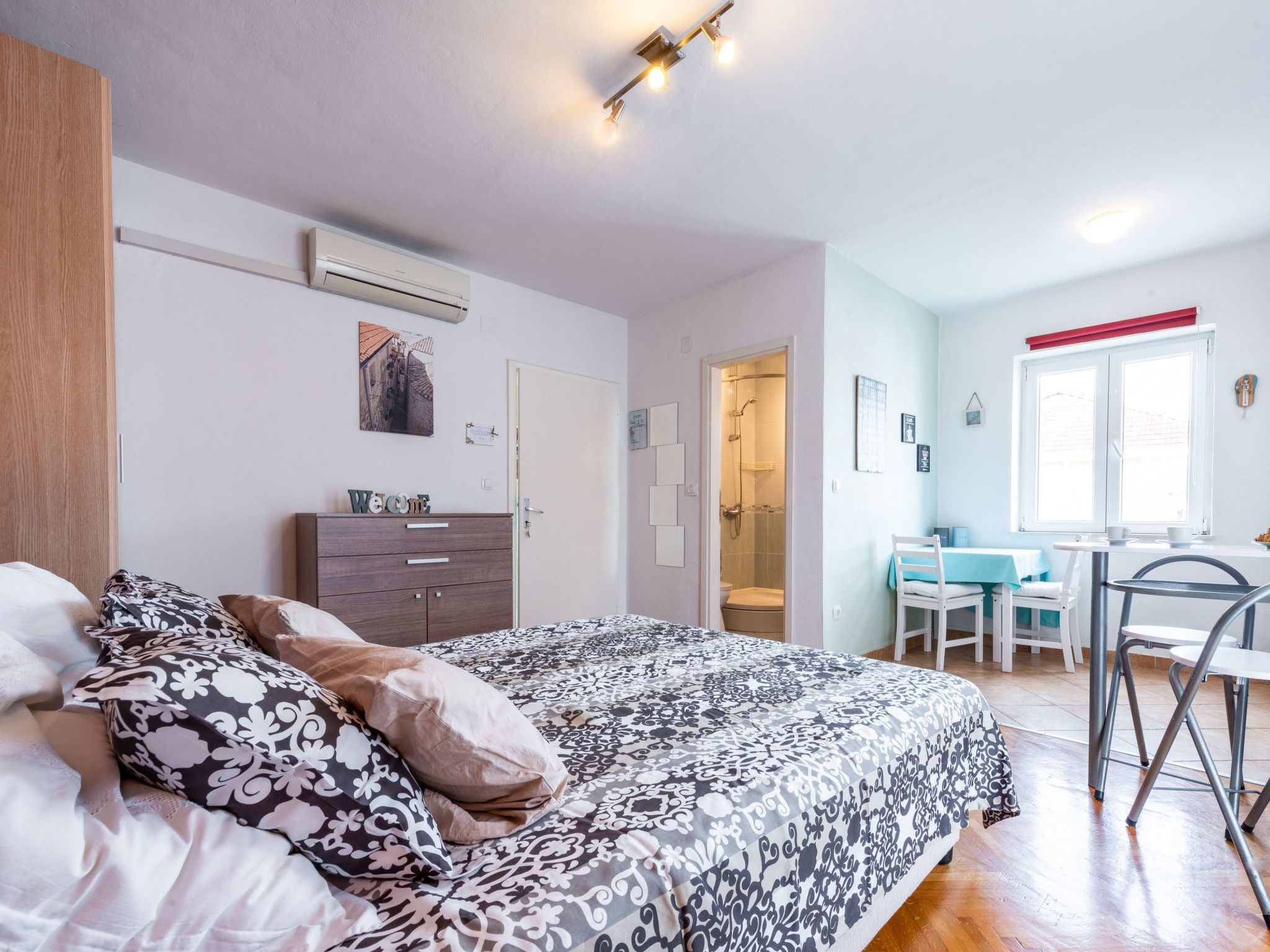 Studio mit Terrasse und herrlicher Aussicht