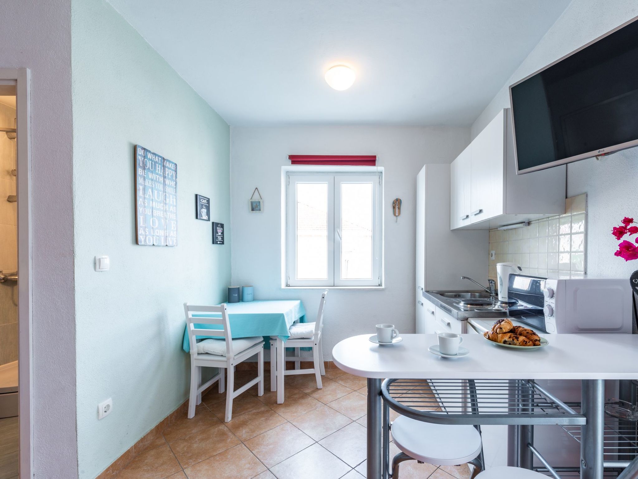 Studio mit Terrasse und herrlicher Aussicht-Image-tags.info