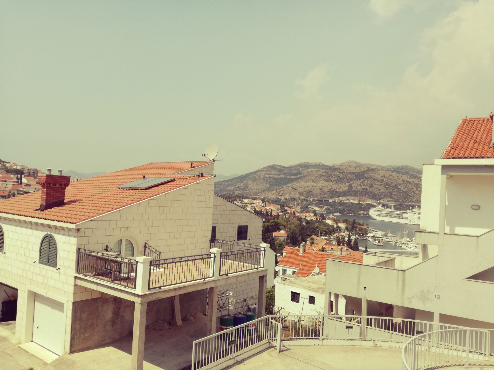 Studio mit Terrasse und herrlicher Aussicht-Image-tags.info