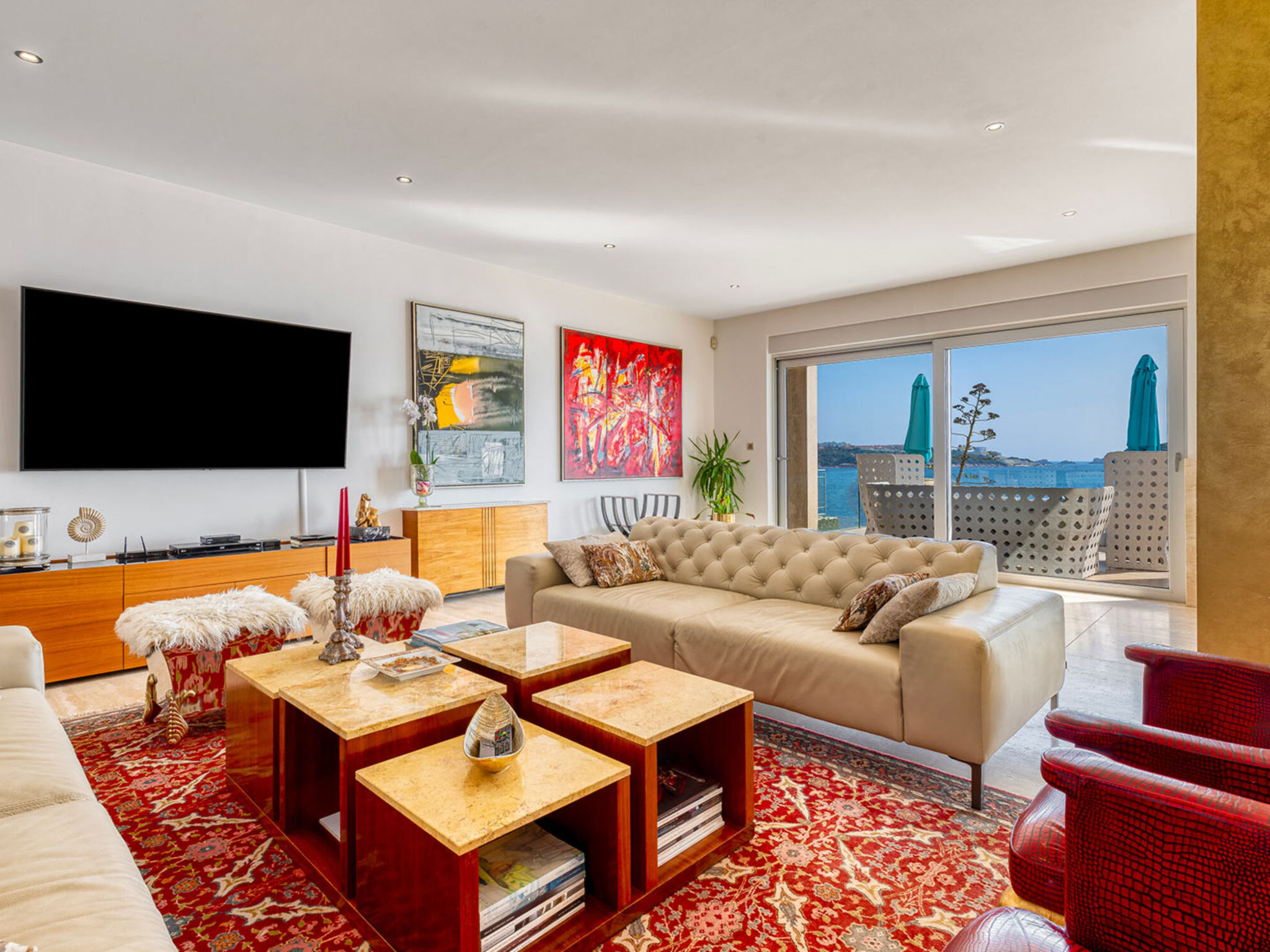 Exclusive near Dubrovnik - Inside