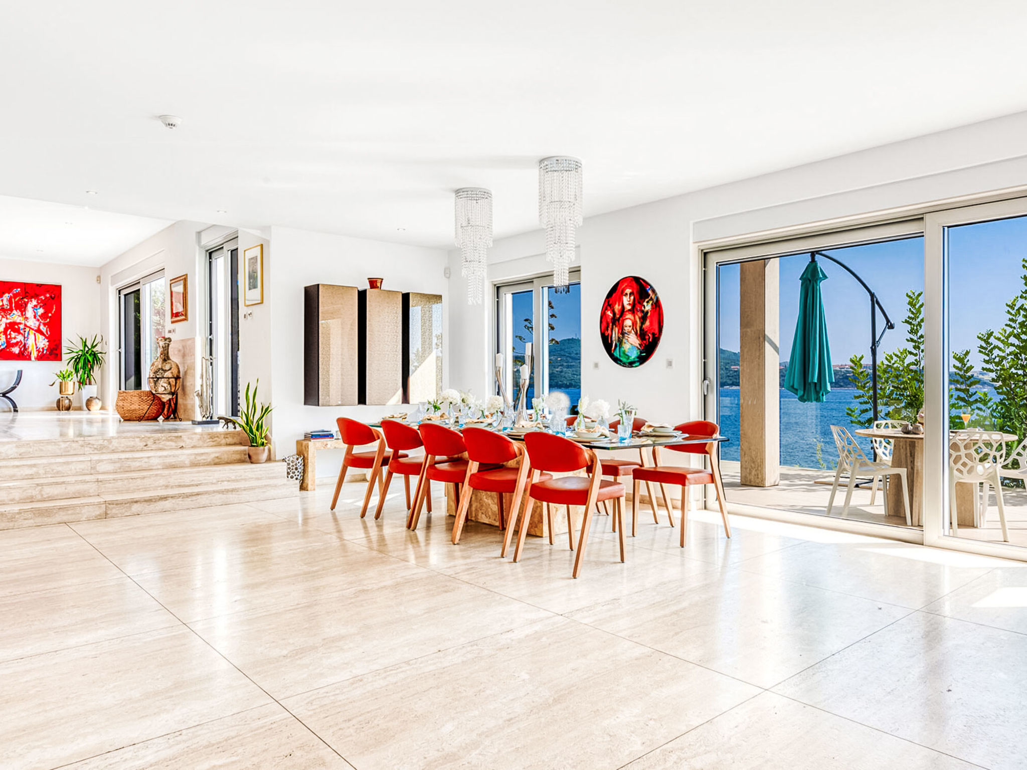 Exclusive near Dubrovnik - Inside