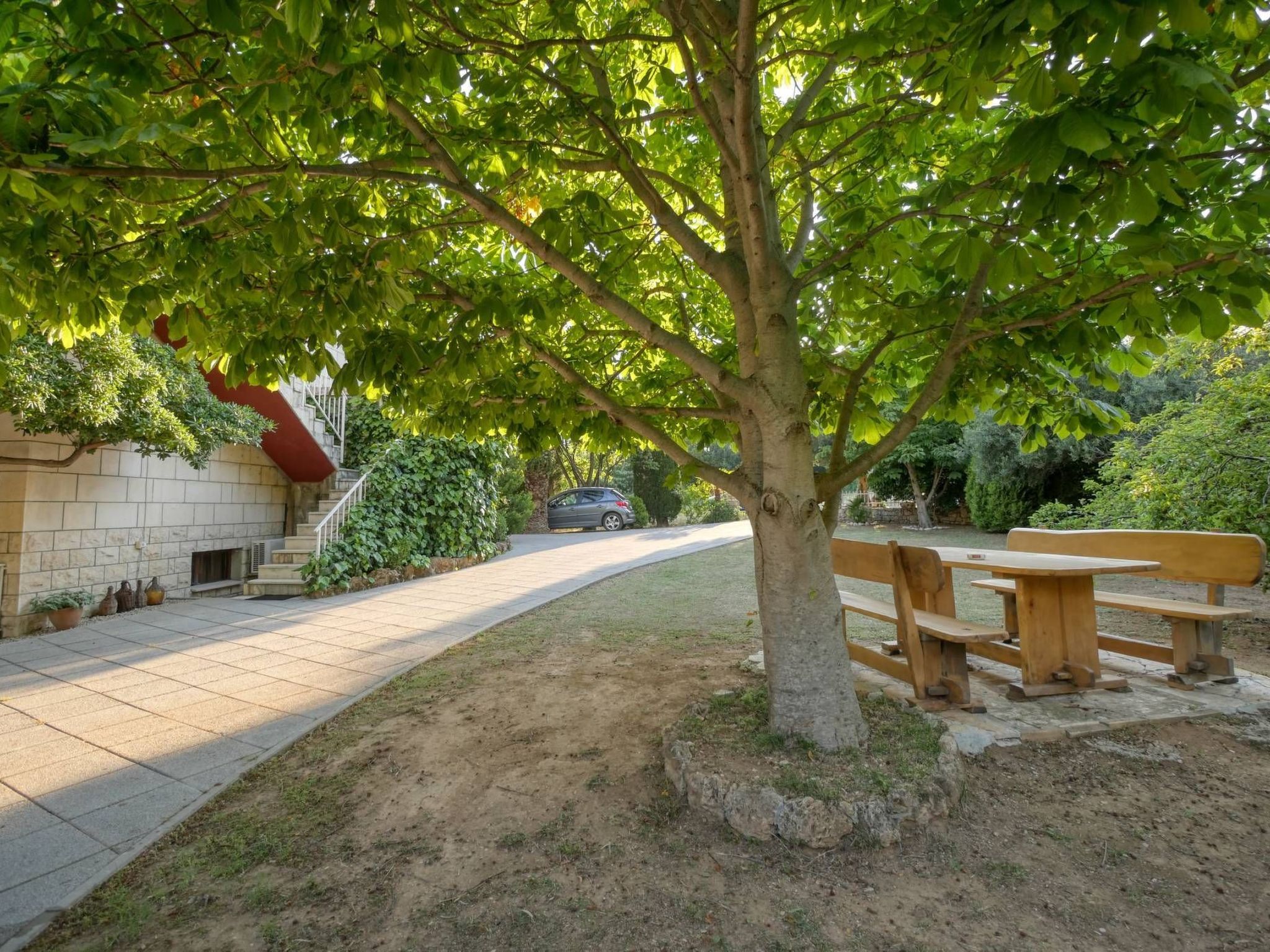"Helena2" mit Blick auf das Wasser-Binnen