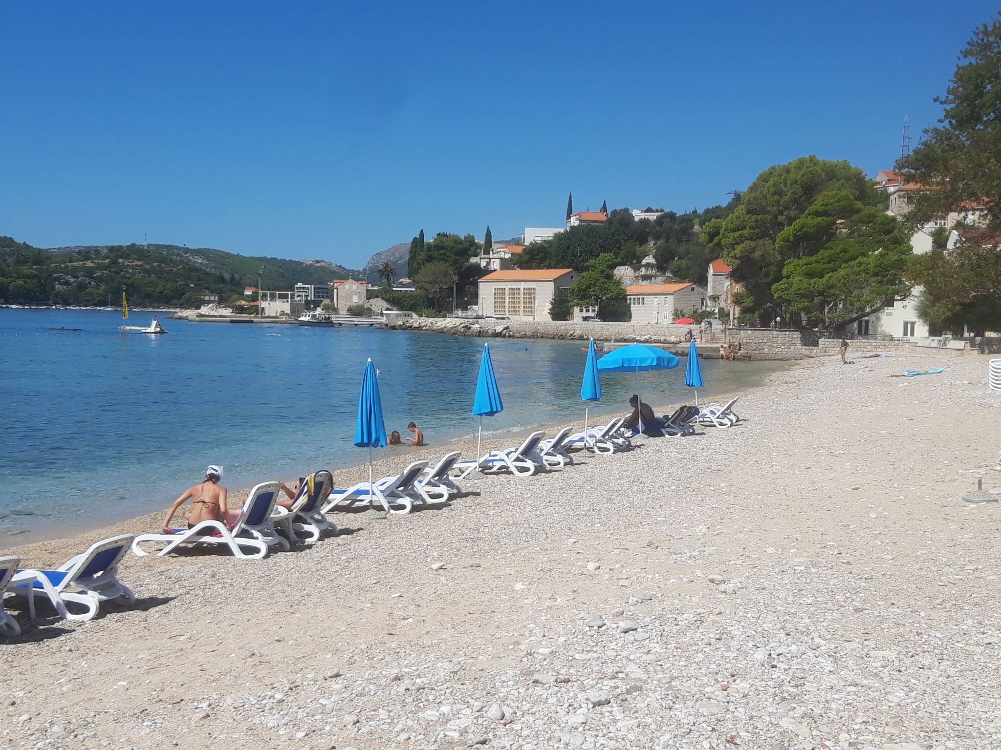 "Helena2" mit Blick auf das Wasser-Binnen