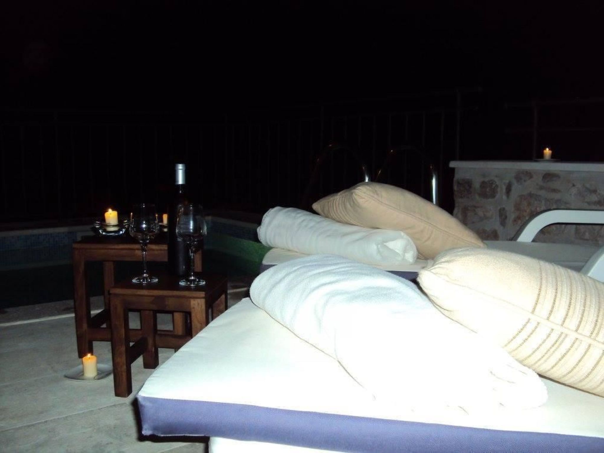 Stilvolles Ferienhaus mit Terrasse und Pool in ländlicher Lage in der Nähe von-Binnen