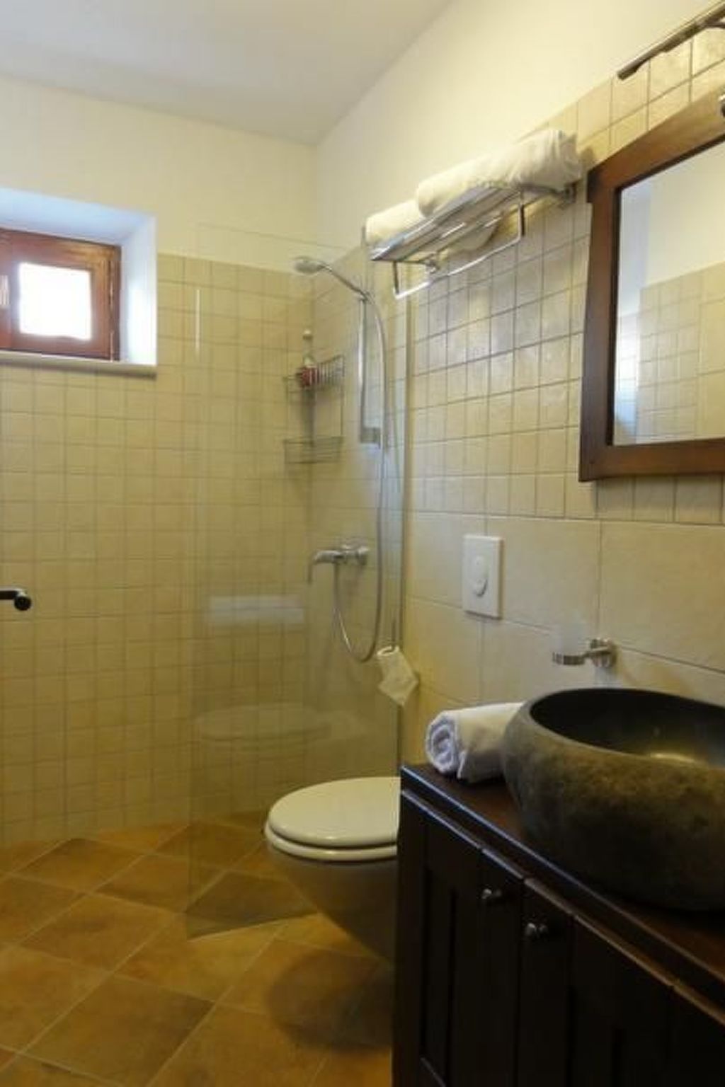 Stilvolles Ferienhaus mit Terrasse und Pool in ländlicher Lage in der Nähe von-Image-tags.info