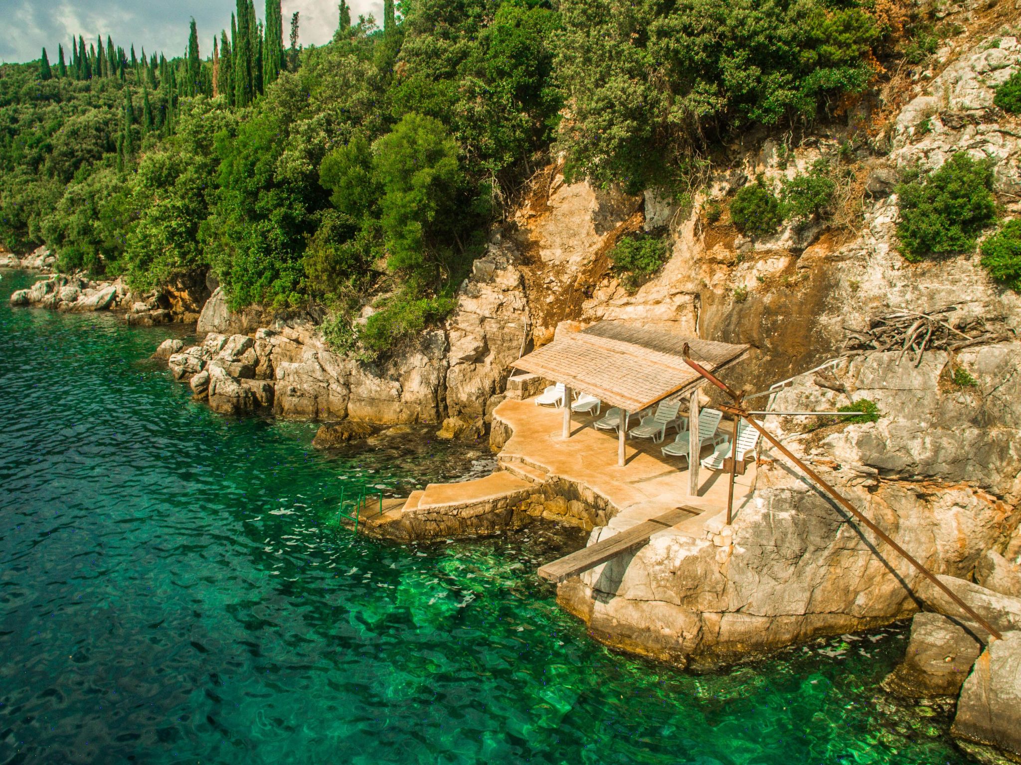 Stilvolles Ferienhaus mit Terrasse und Pool in ländlicher Lage in der Nähe von-Buiten