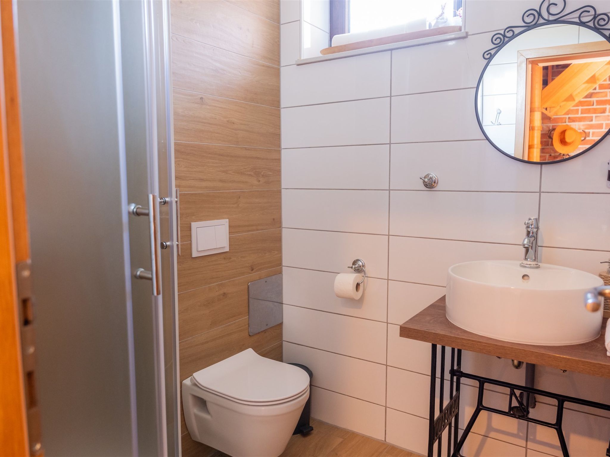 House Tri srca - Image 3