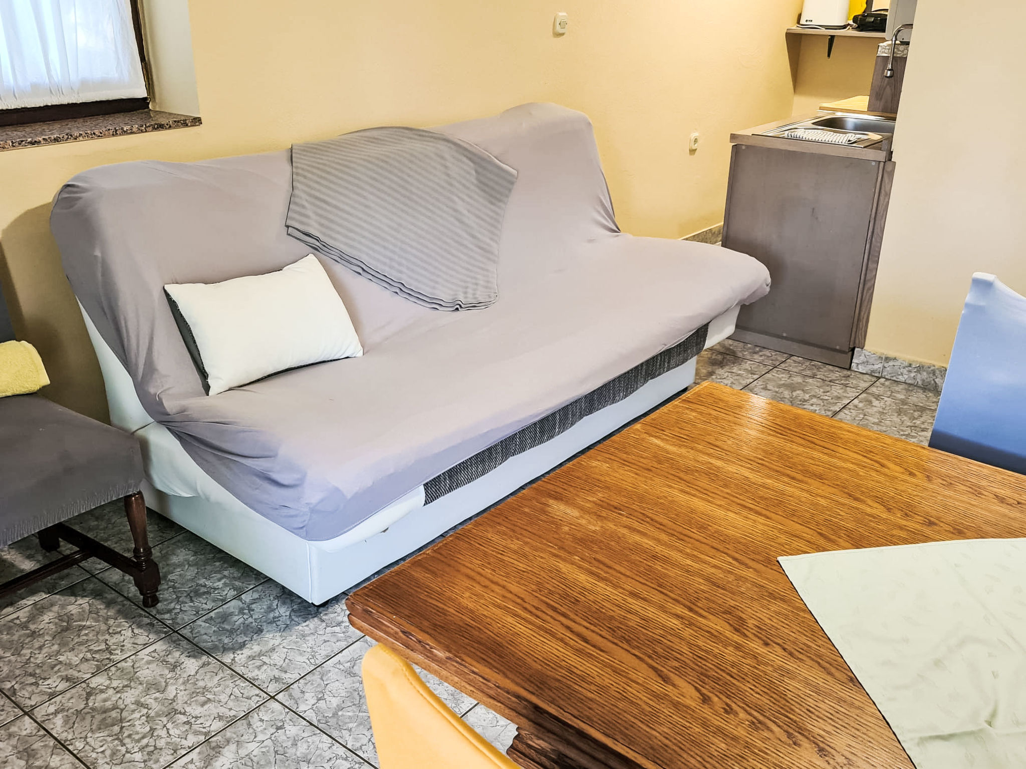 Hütte mit Garten, Grill und Terrasse - Inside