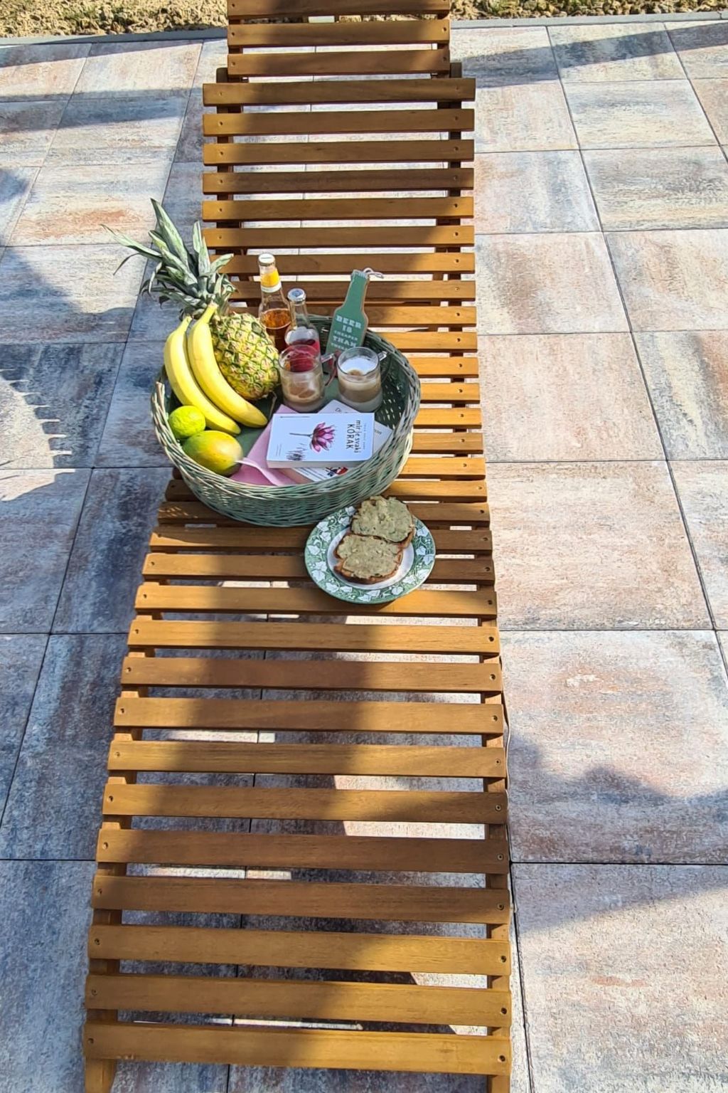 Hütte mit Garten, Grill und Terrasse