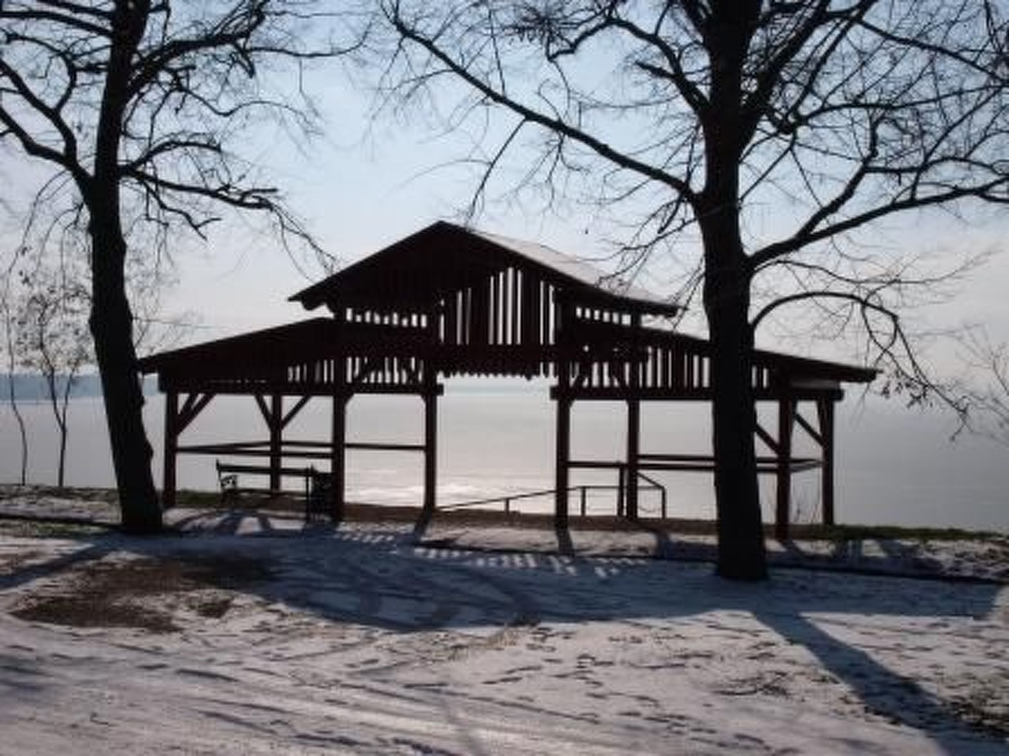 Schönes Holzhaus in Balatonfokajár-Image-tags.info