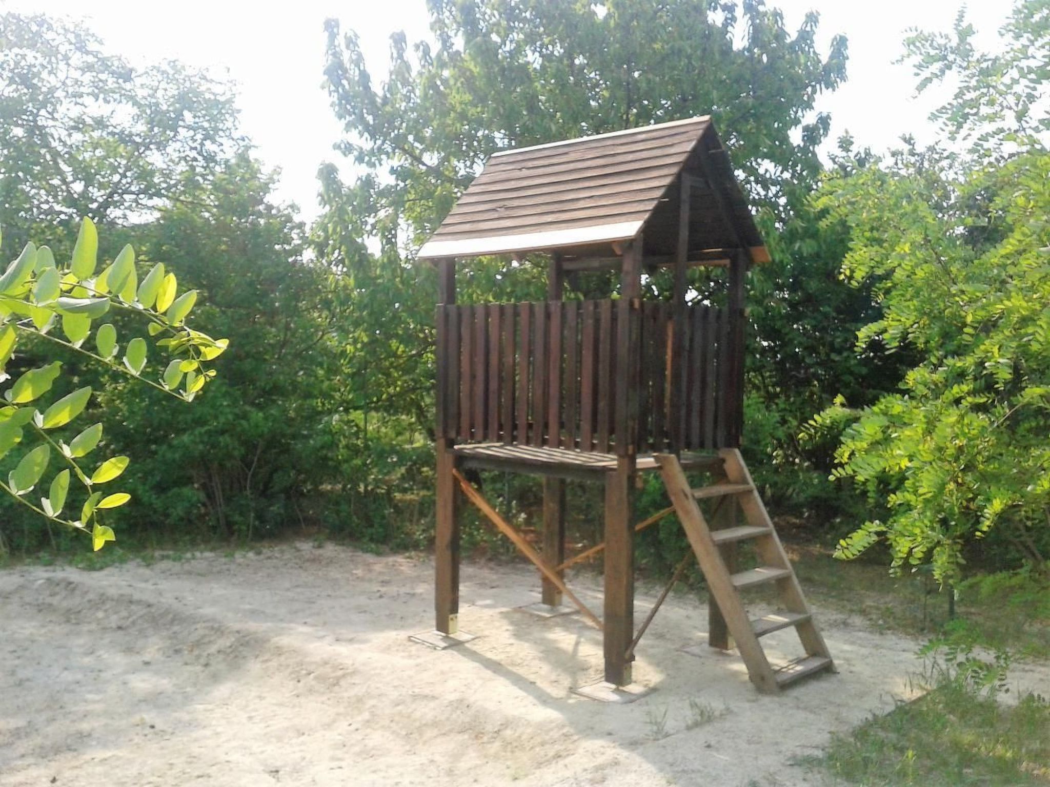 Schönes Holzhaus in Balatonfokajár-Image-tags.info