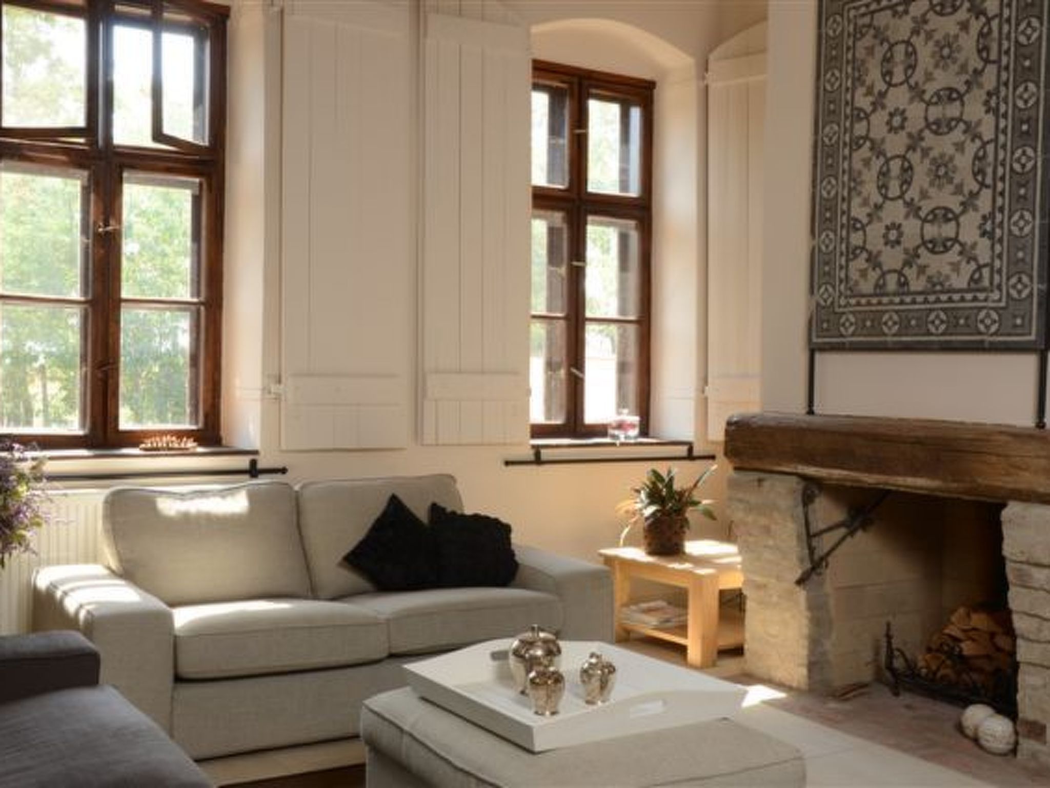 Hütte mit Garten, Grill und Terrasse-Image-tags.info