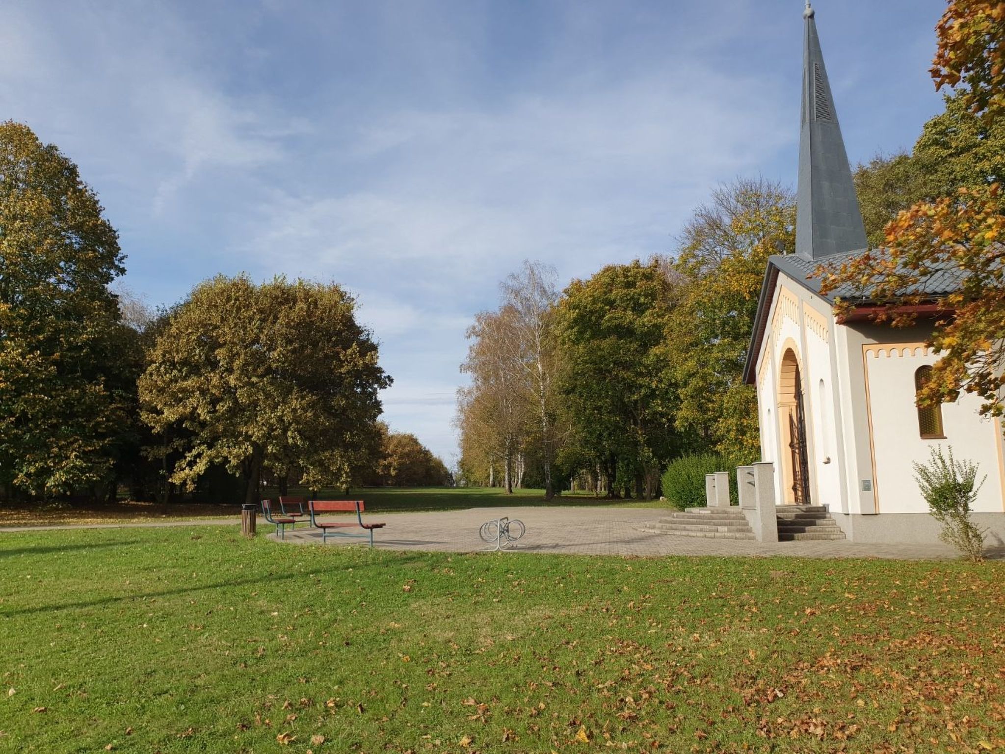 Freistehendes Ferienhaus beim Wellnessbad mit eingezäuntem Garten und Terrasse-Image-tags.info