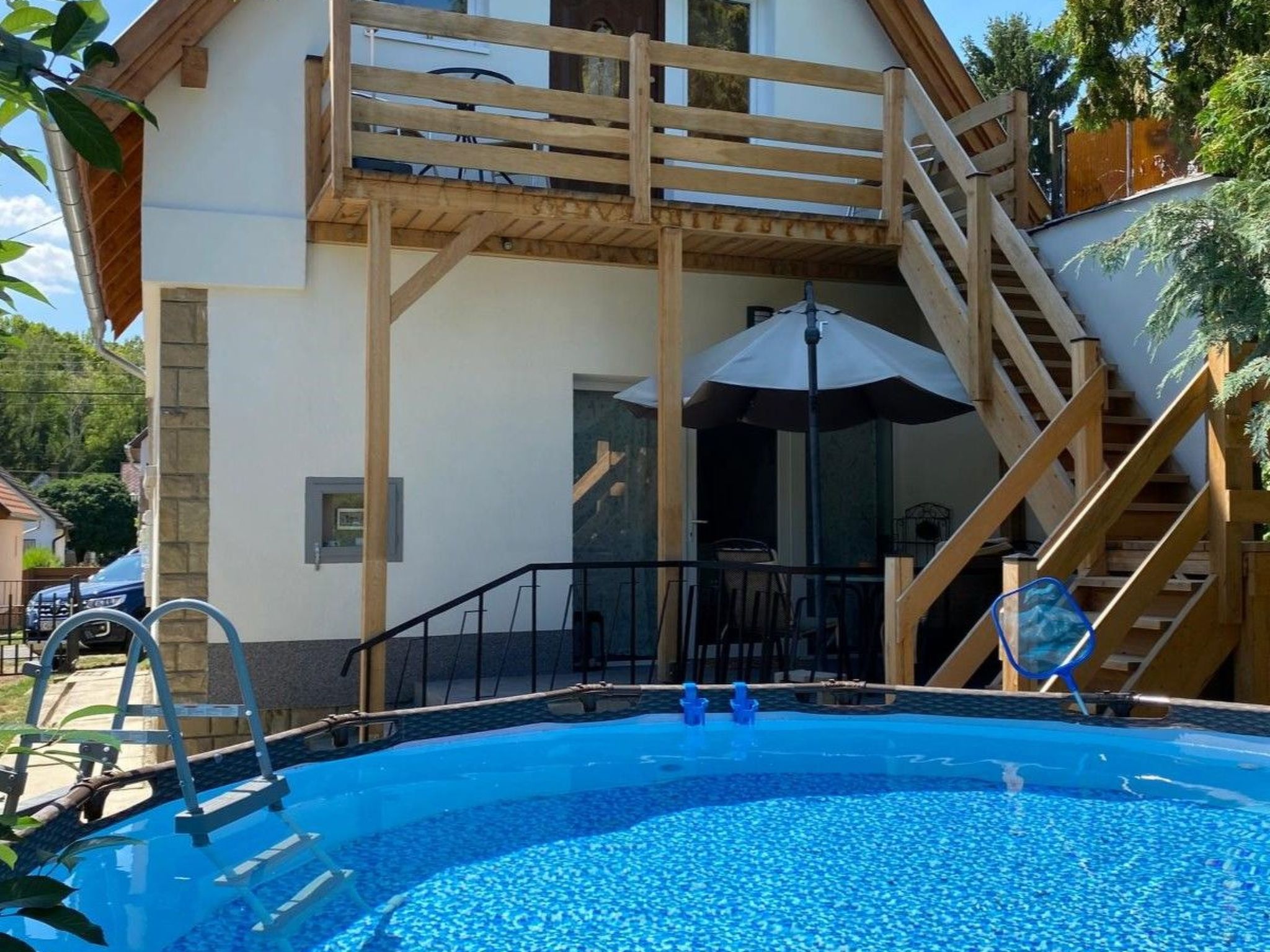 Freistehendes Ferienhaus in Dombóvár mit Terrasse und Garten