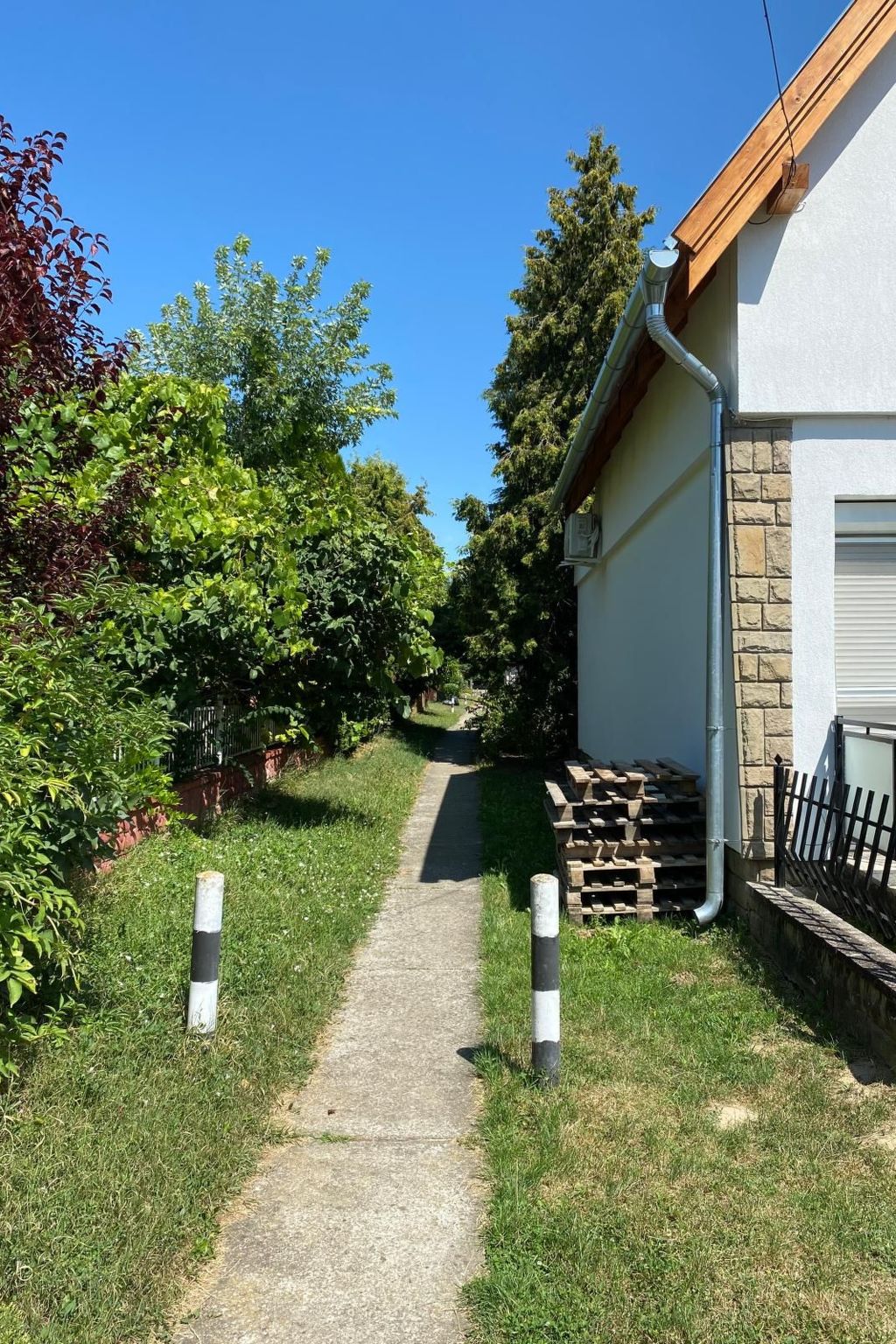 Freistehendes Ferienhaus in Dombóvár mit Terrasse und Garten
