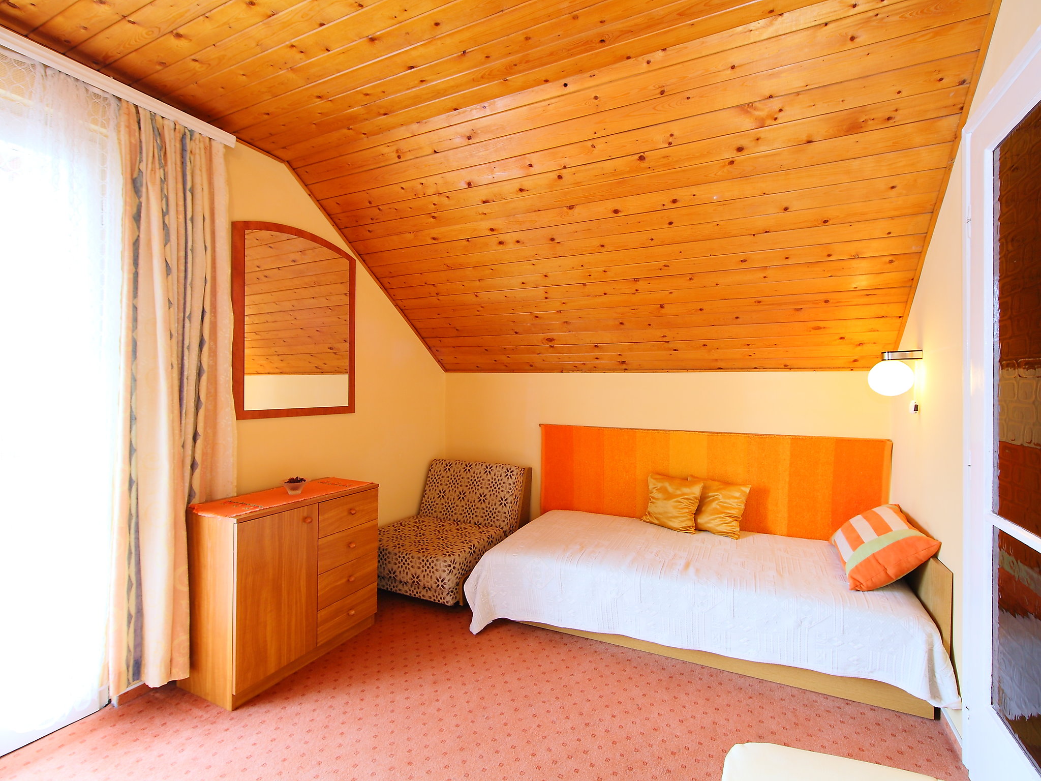 Vrijstaande vakantievilla Flamingo met privézwembad, vlakbij het Balatonmeer - foto 13