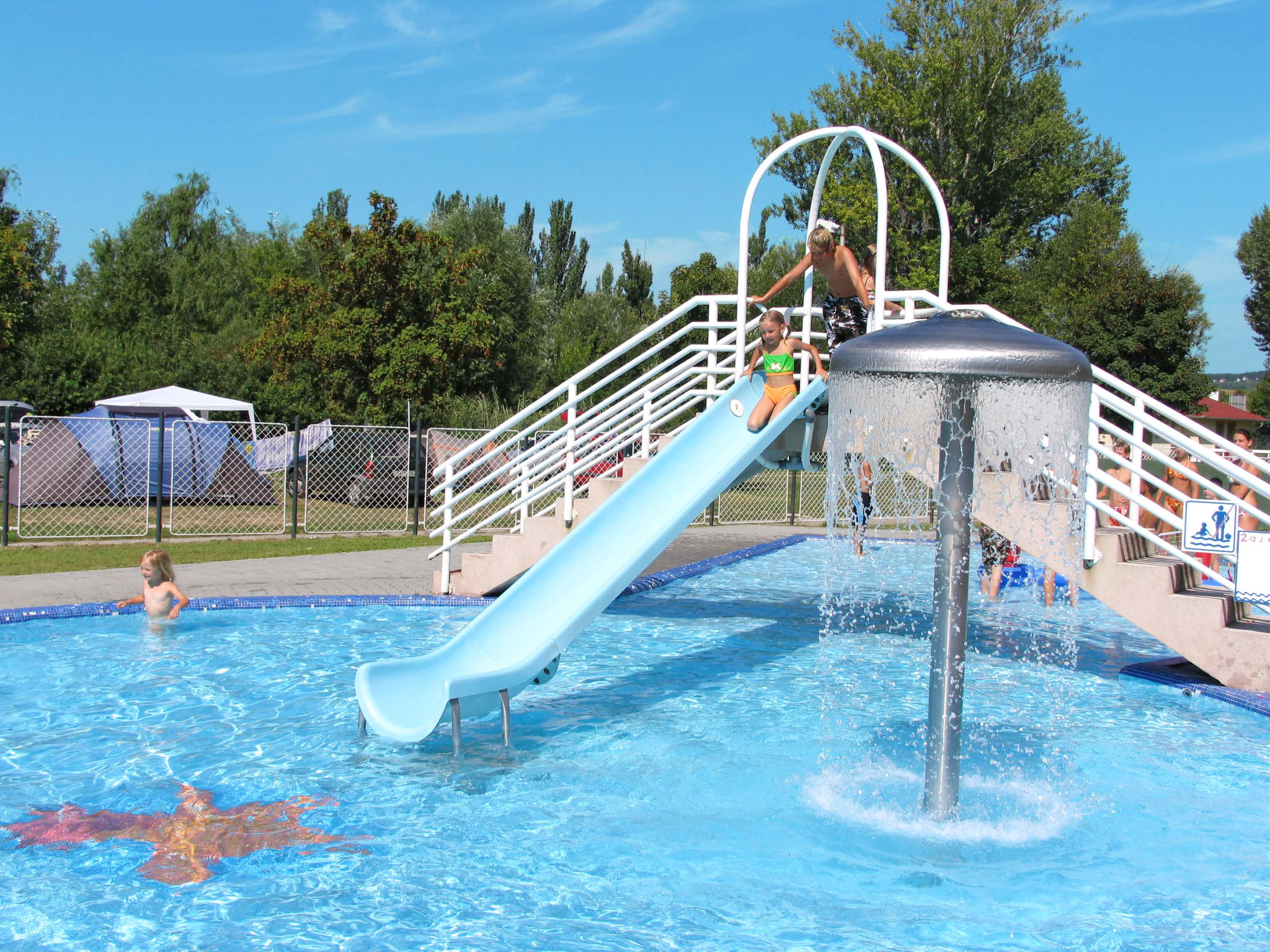 Maison de vacances Balatontourist Füred **, Balatonfured