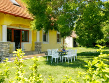 Maison Golf Tee