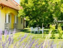 Maison Golf Tee