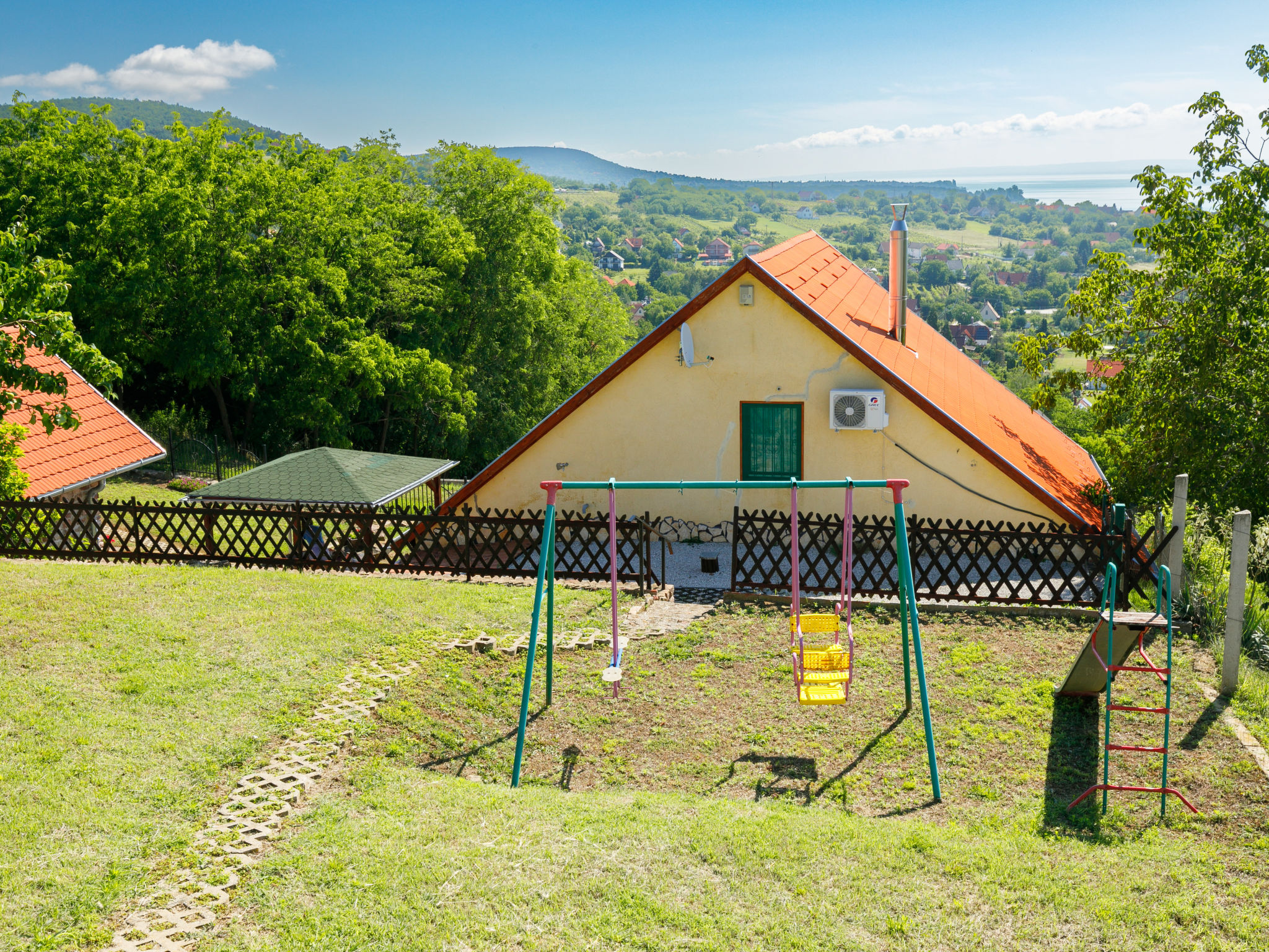Vrijstaand huis Fokas bij Balatonmeer met tuin en airco - foto 31