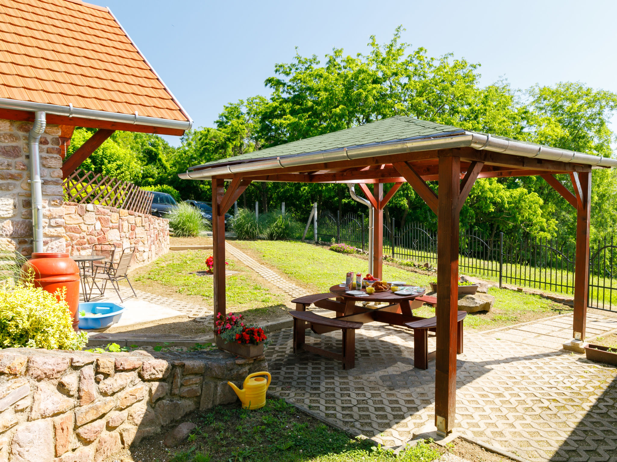 Vrijstaand huis Fokas bij Balatonmeer met tuin en airco - foto 3