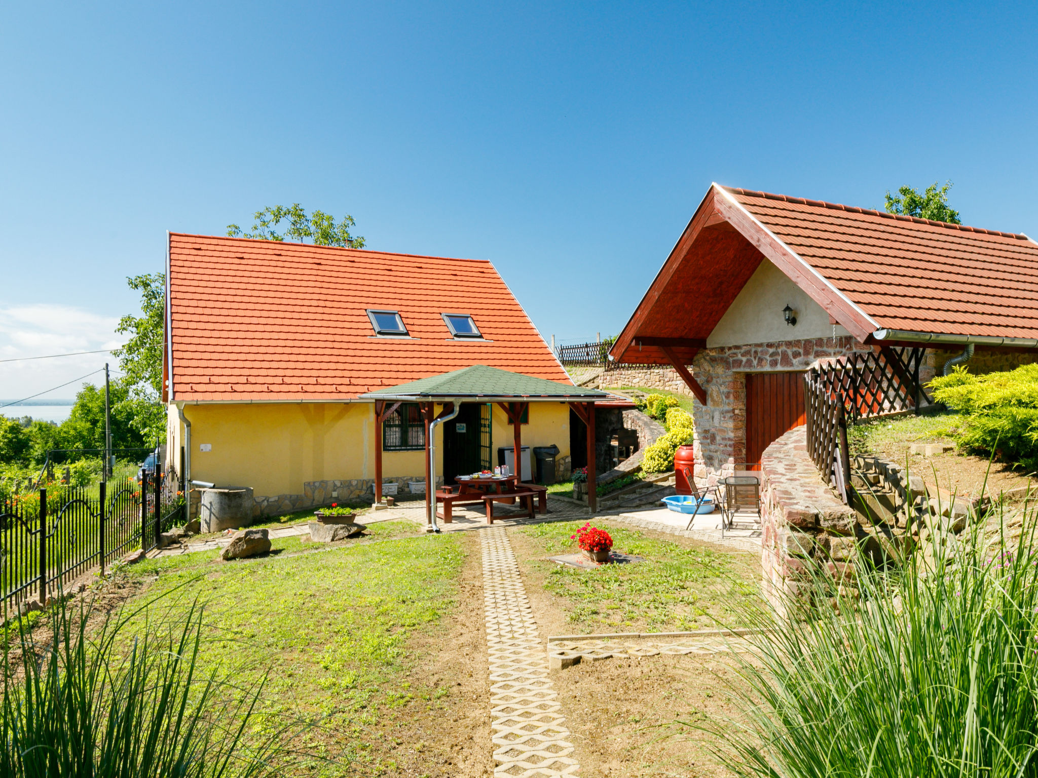 Vrijstaand huis Fokas bij Balatonmeer met tuin en airco - foto 25