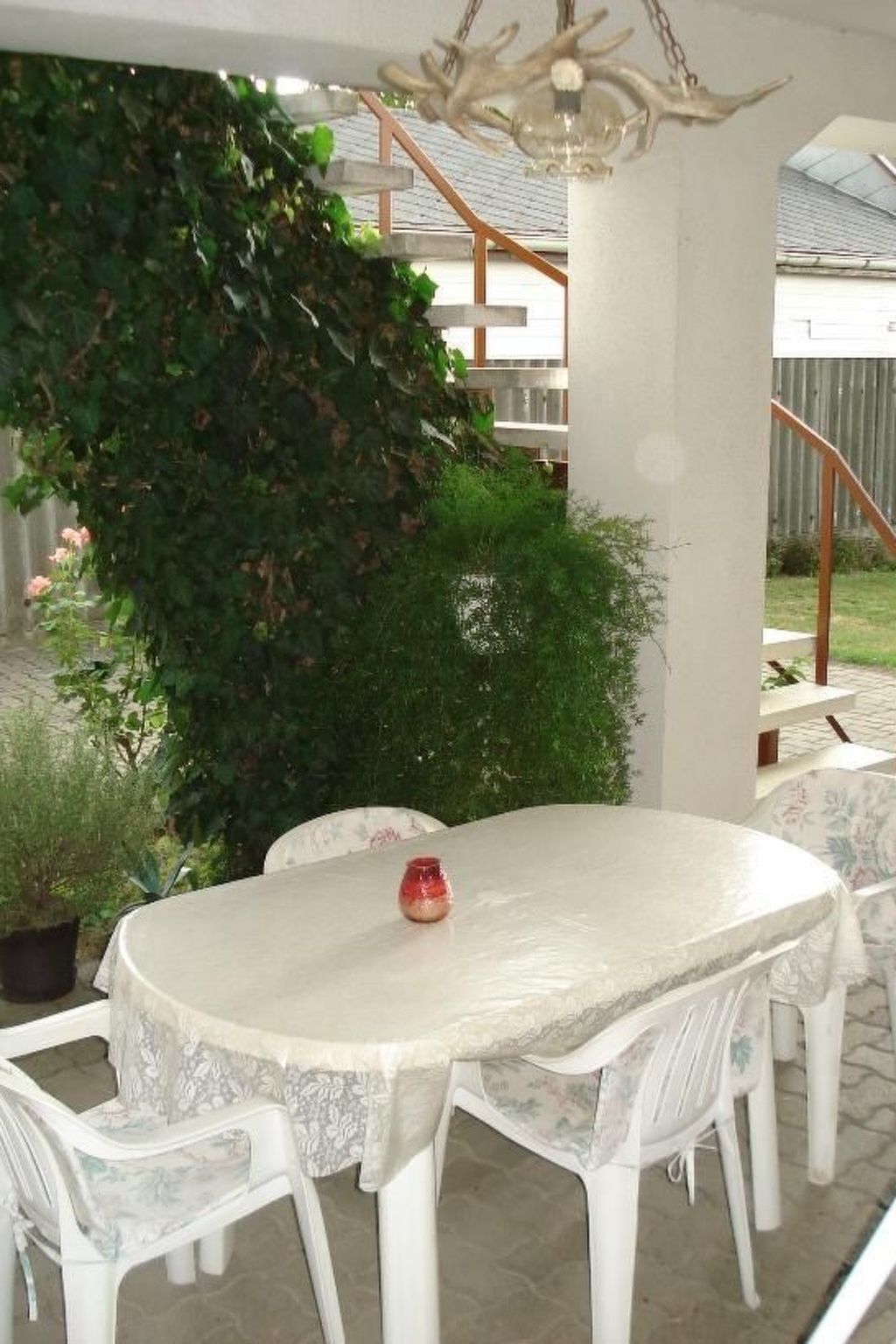 The holiday apartment of around 40m² can accommodate two people and consists of a bedroom with two single beds joined as a double bed, two bedside tables, a TV and a large wall cupboard, a living and..