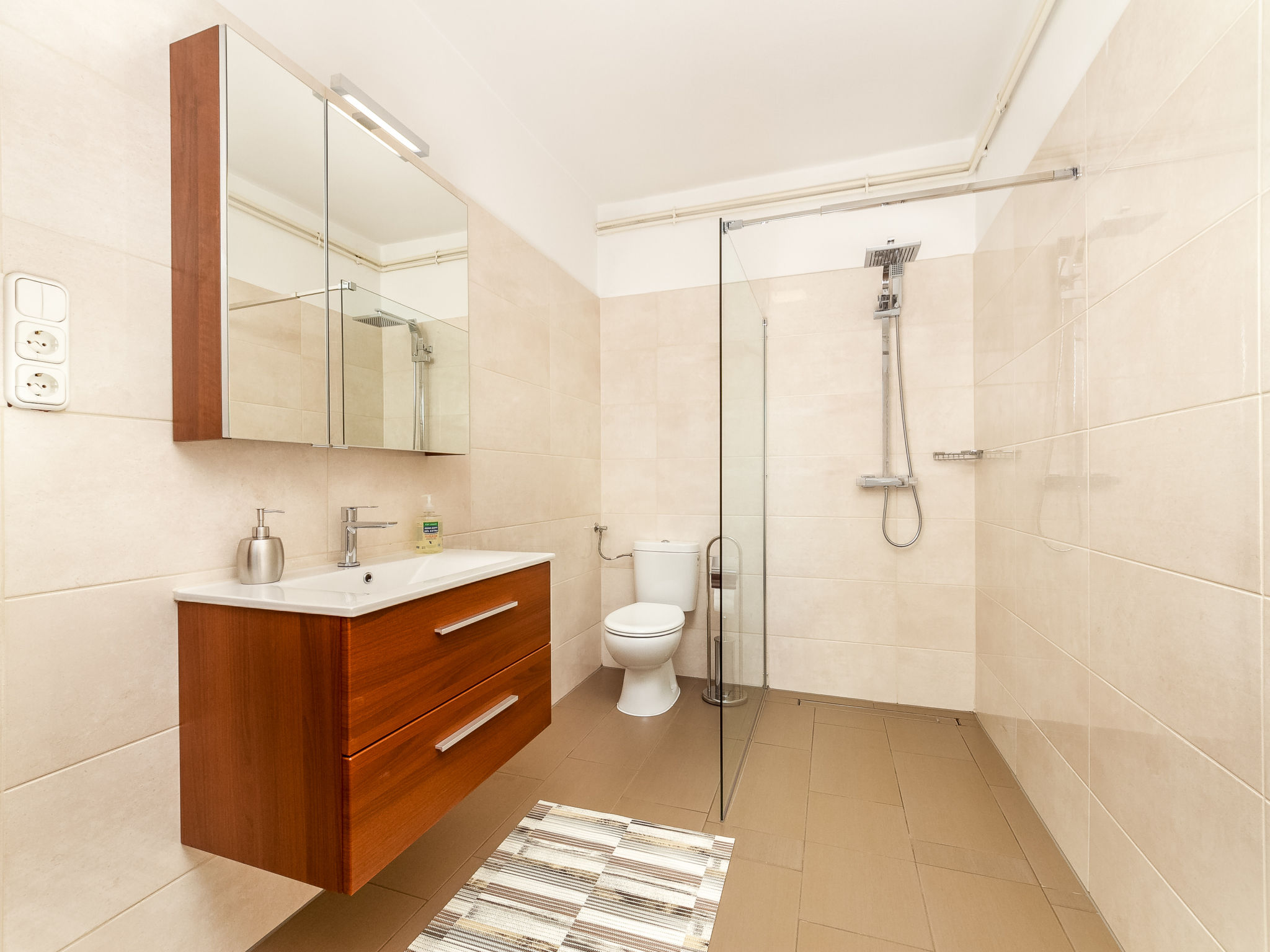 Appartement Cserszeg – Salle de bains, photo 7 sur 18