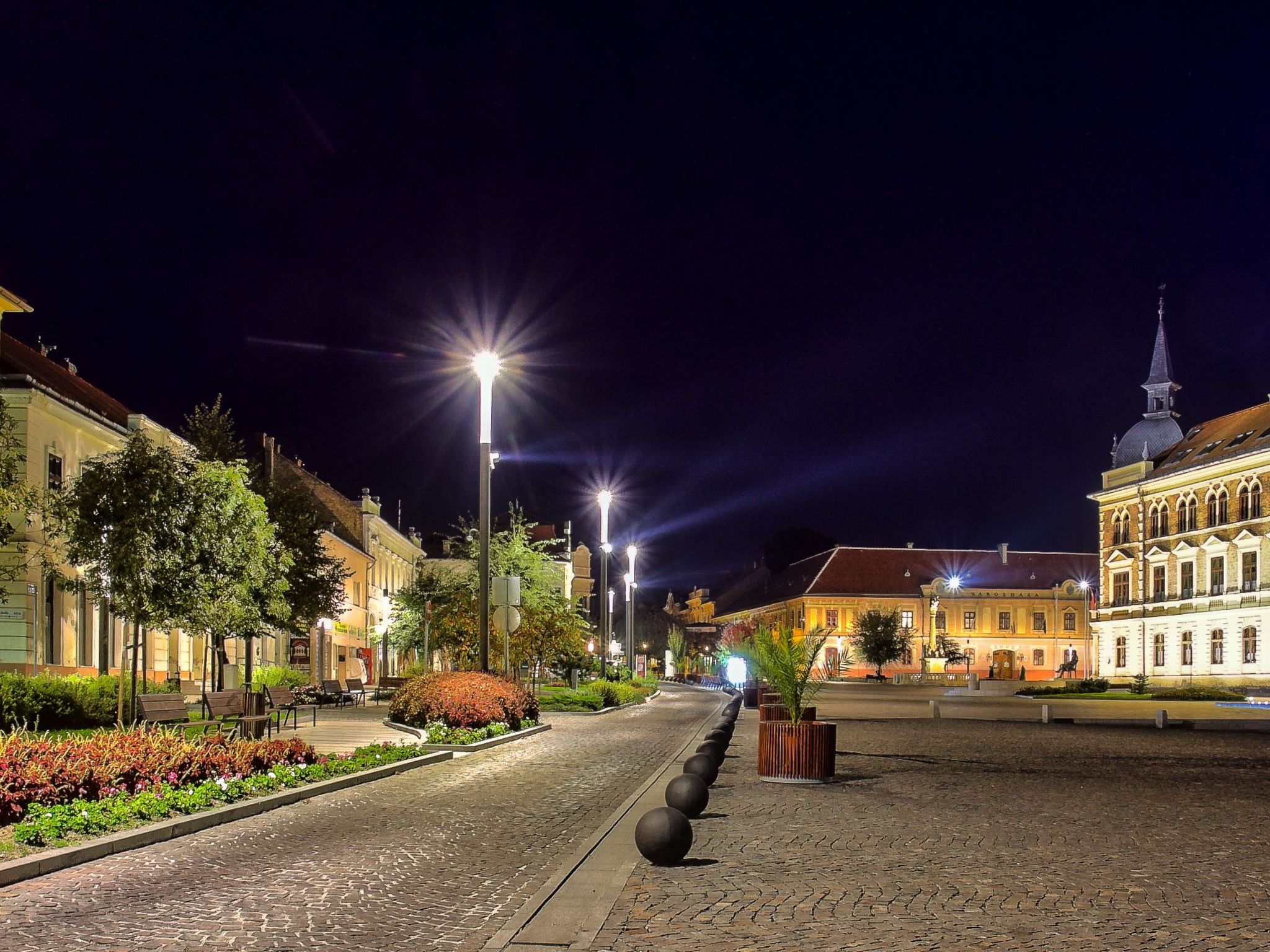 Auf großem Gartengrundstück-Image-tags.info