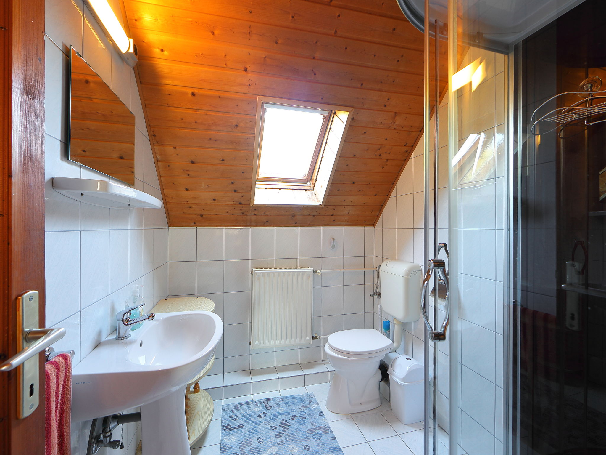 Maison Ilona – Salle de bains, photo 20 sur 35