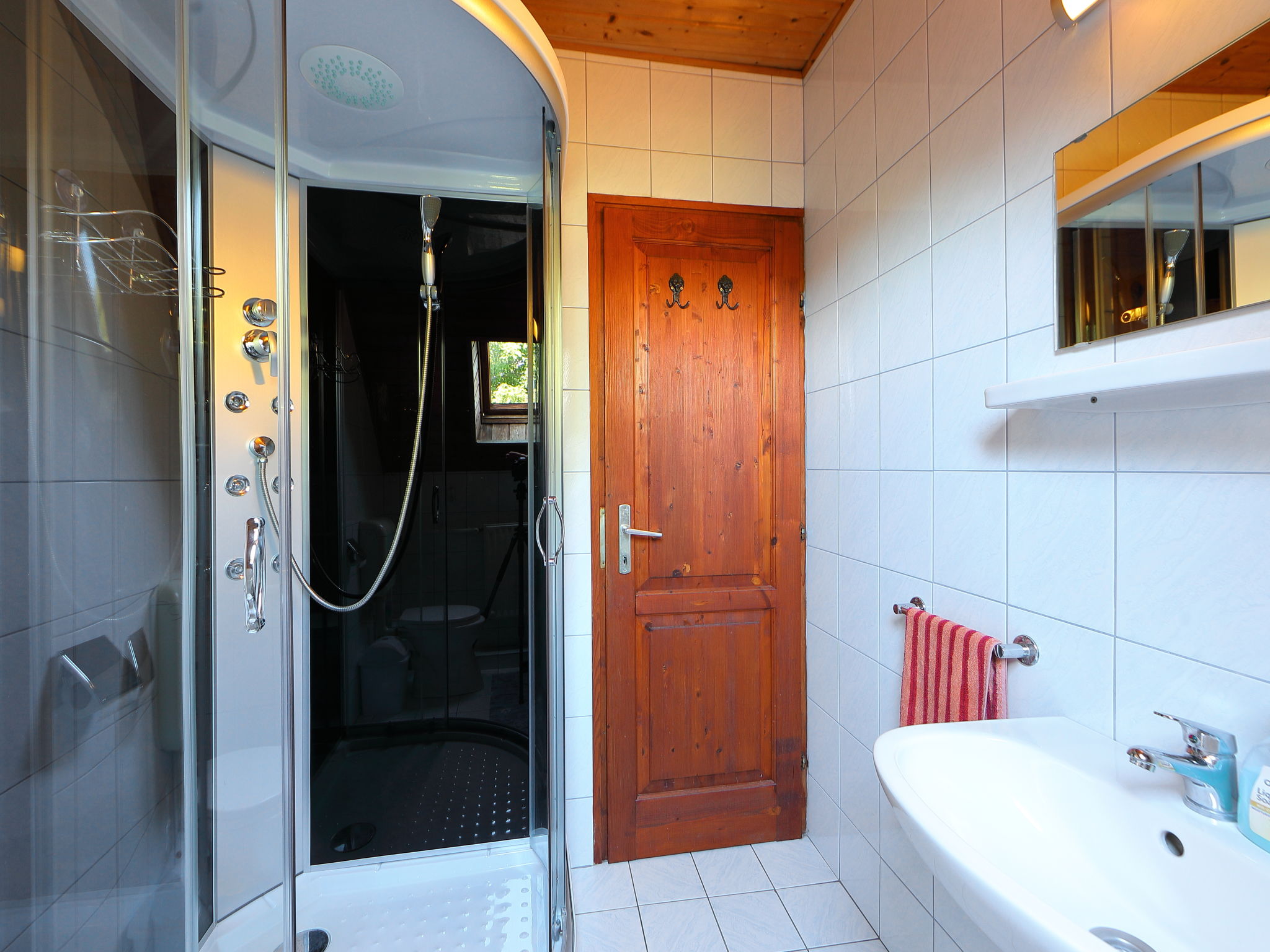 Maison Ilona – Salle de bains, photo 21 sur 35