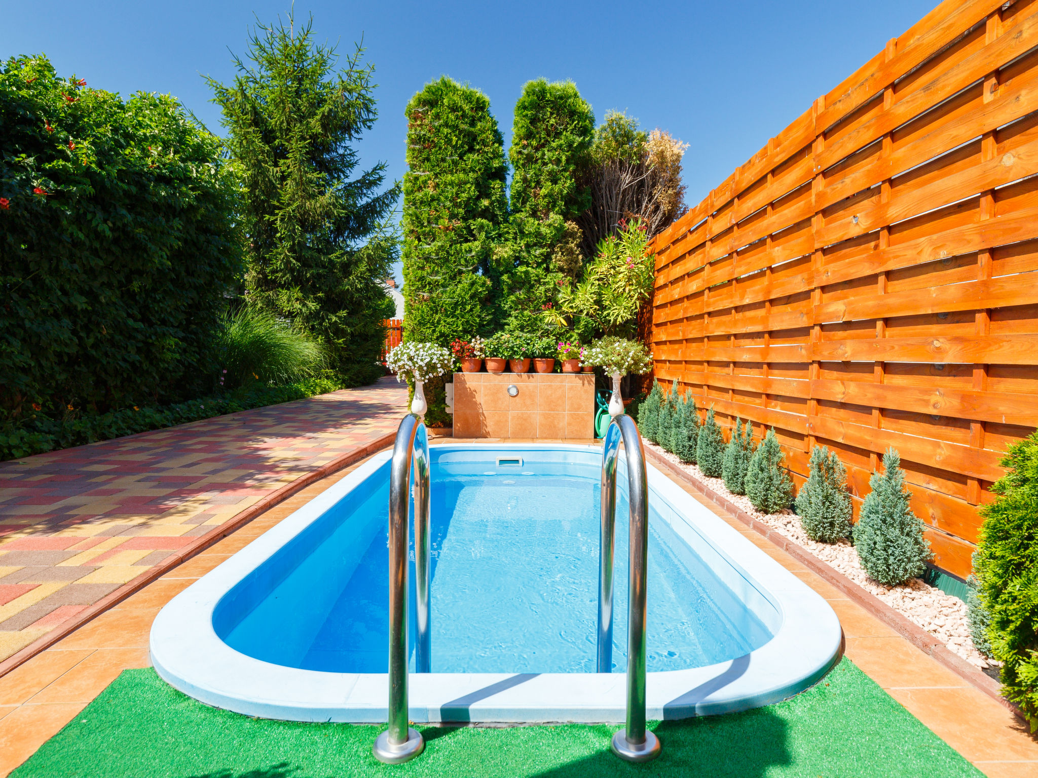 Ilona — Pool Outdoor (2 of 35)