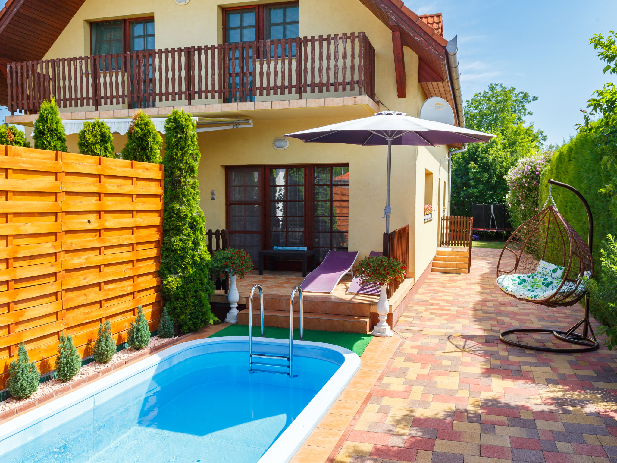 Ilona — Pool Outdoor (5 of 35)