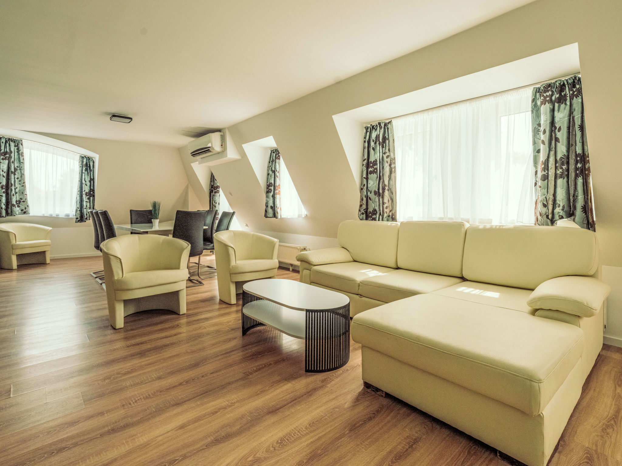 Caesar Apartment mit Terrasse, nahe dem Balaton - Inside